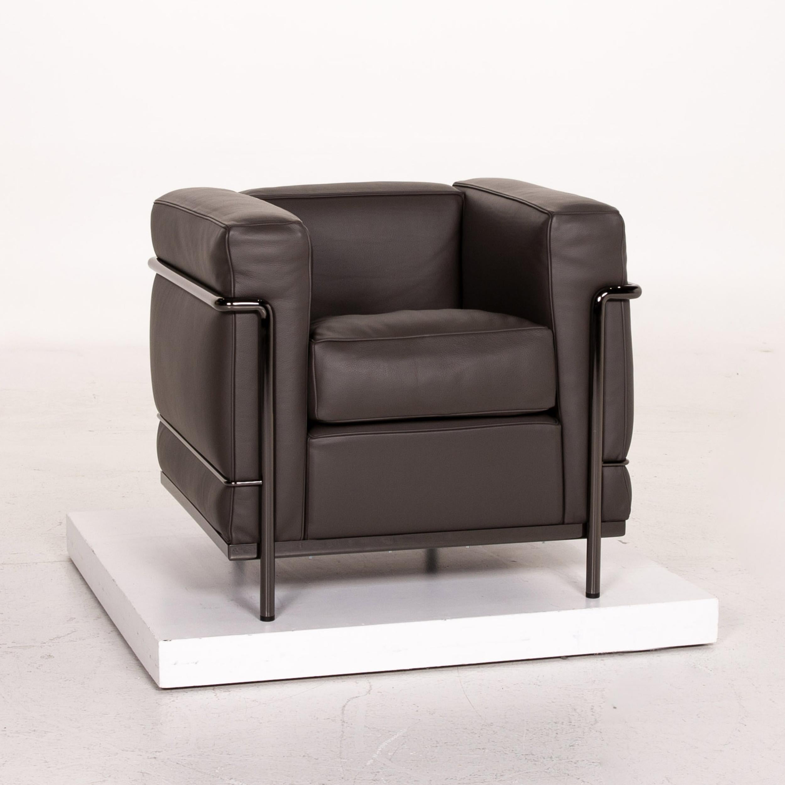 Contemporary Cassina Le Corbusier LC 2 Leather Armchair Gray Brown Brown