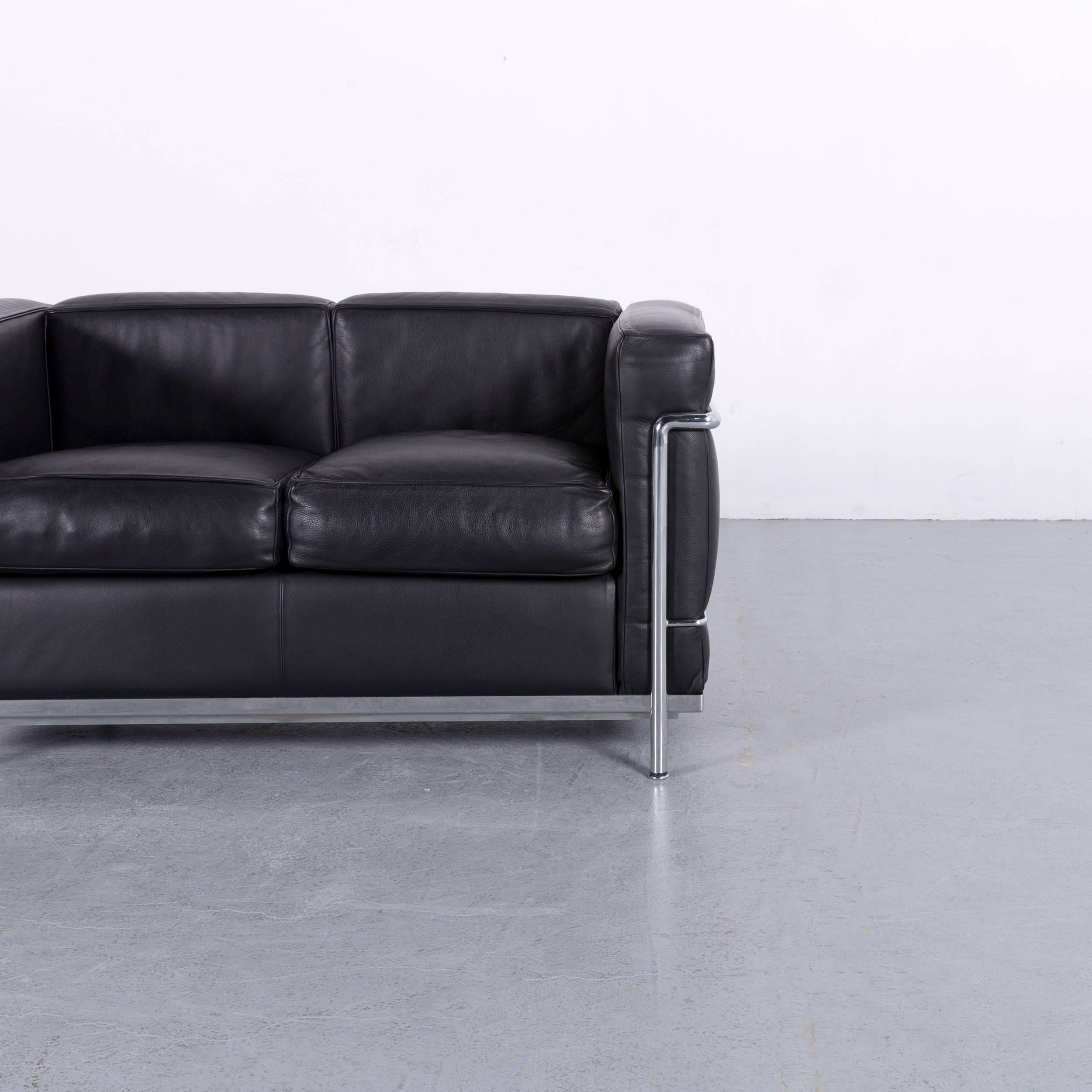 Italian Cassina Le Corbusier LC 2 Leather Sofa Black Two-Seat For Sale