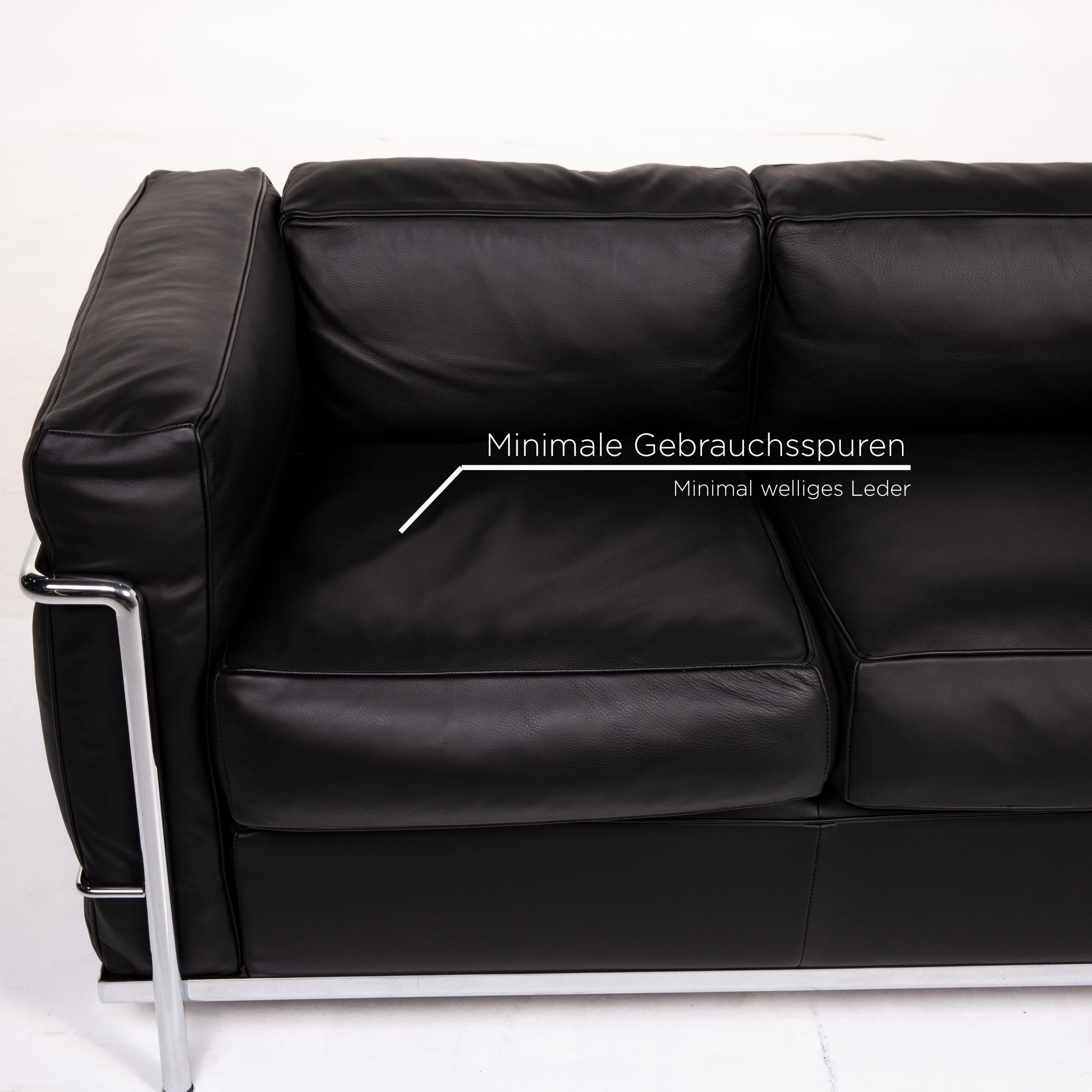 Cassina Le Corbusier LC 2 Leather Sofa Black Two-Seat Couch In Good Condition In Cologne, DE