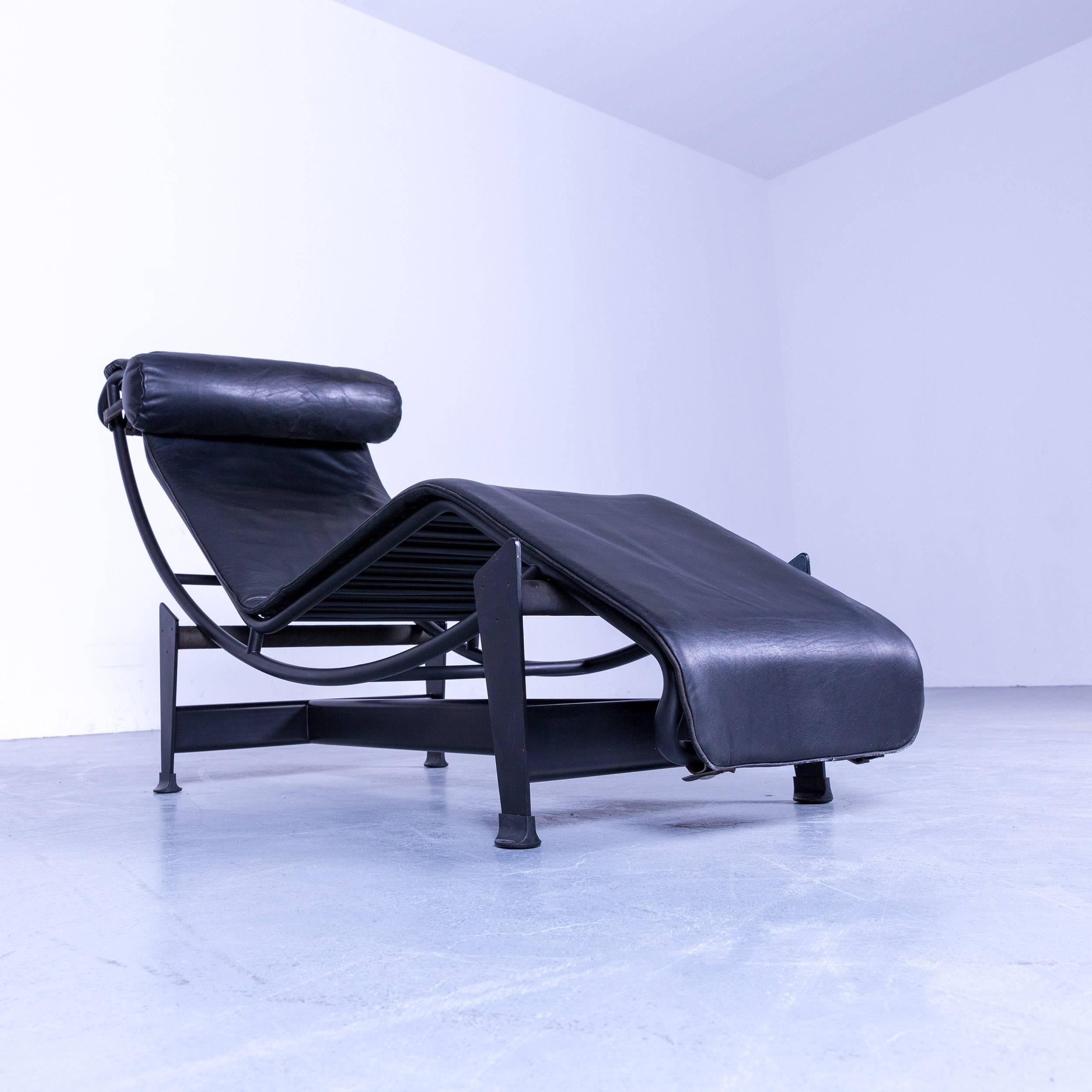 Cassina Le Corbusier LC 4 Chaise Lounge by Le Corbusier, Black Leather Bauhaus 1