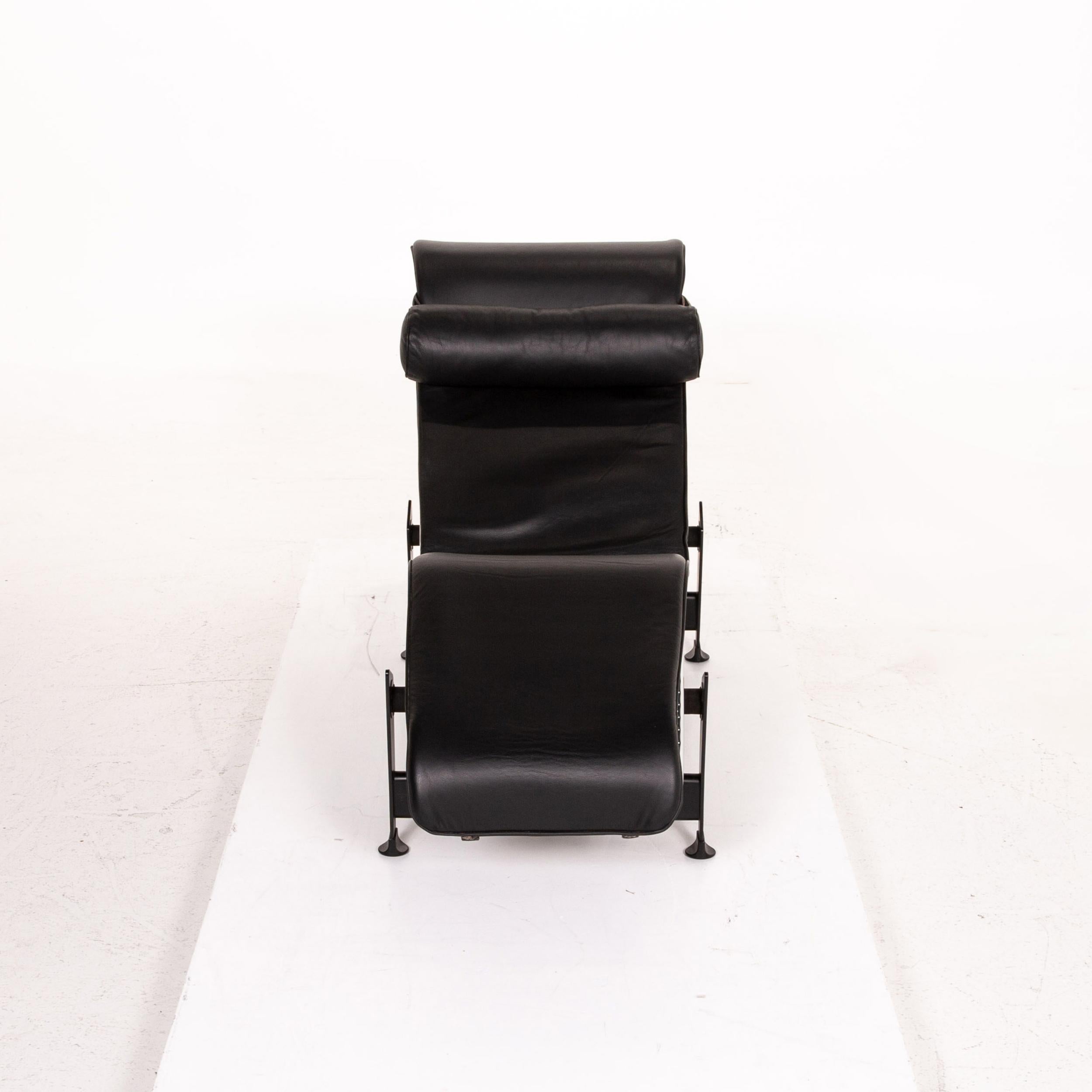 Cassina Le Corbusier LC 4 Leather Lounger Black Function Relaxation Function For Sale 3