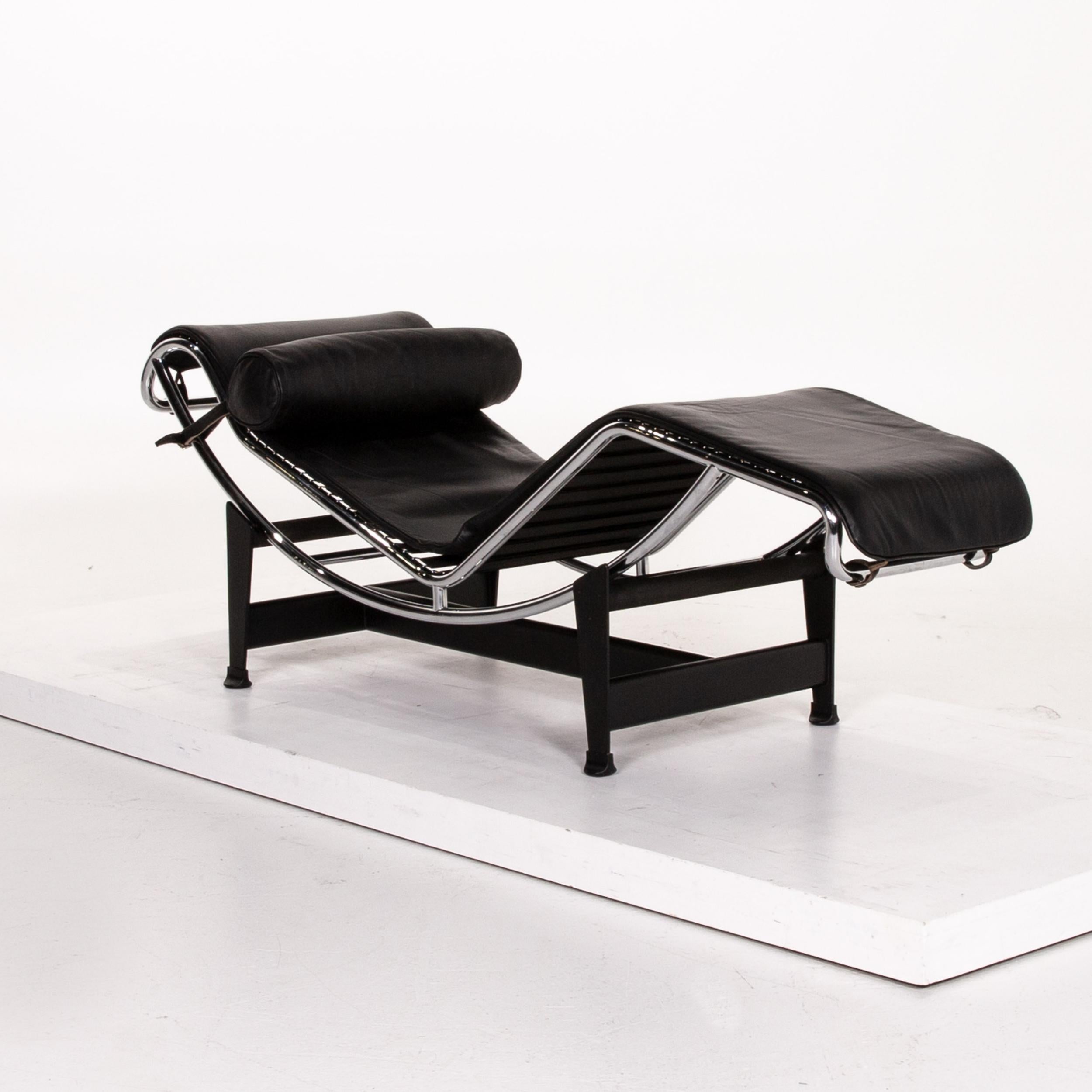 Modern Cassina Le Corbusier LC 4 Leather Lounger Black Relax Lounger Relax Function For Sale