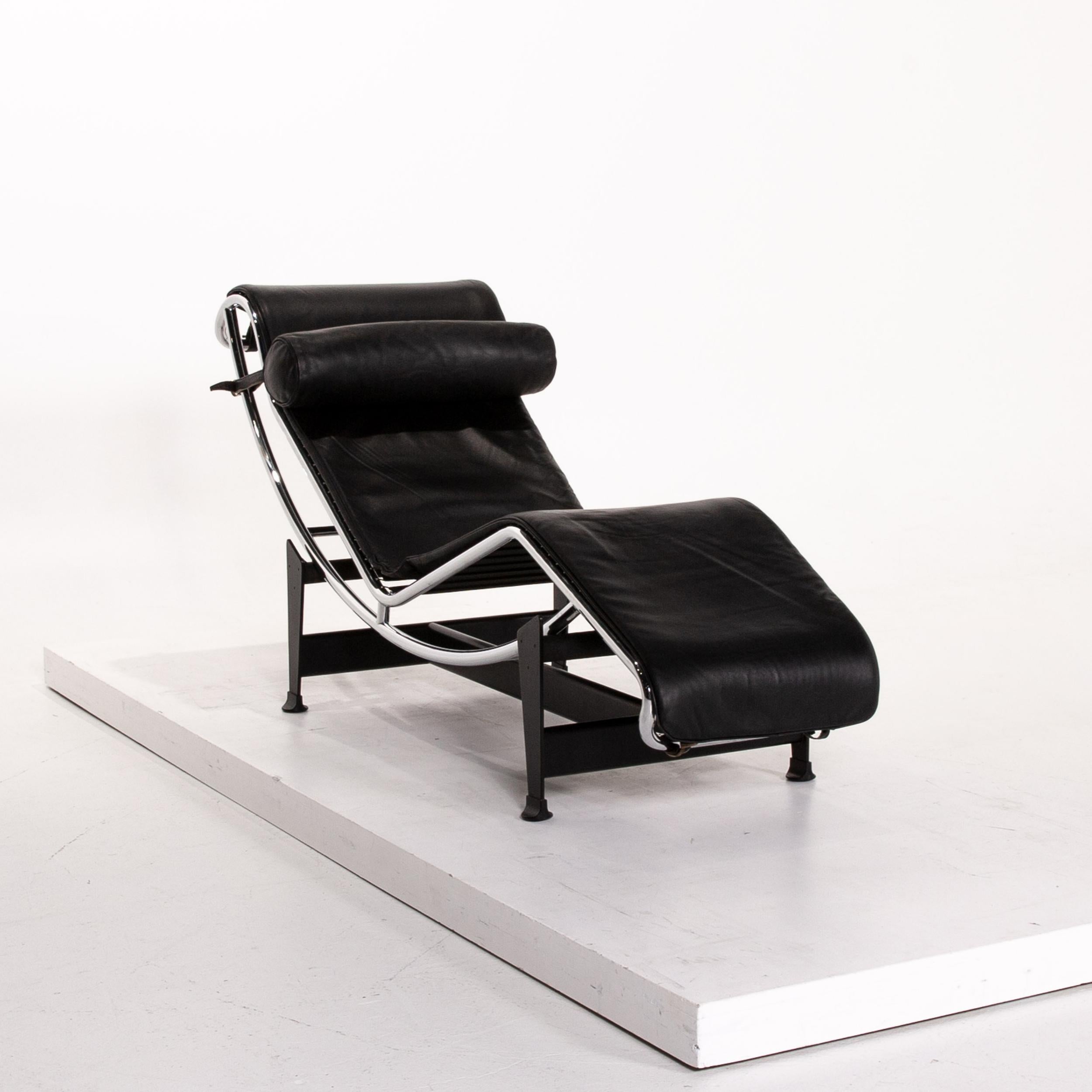 Cassina Le Corbusier LC 4 Leather Lounger Black Relax Lounger Relax Function For Sale 3