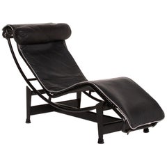 Cassina Le Corbusier LC 4 Leather Lounger Black Relaxation Function Relaxation