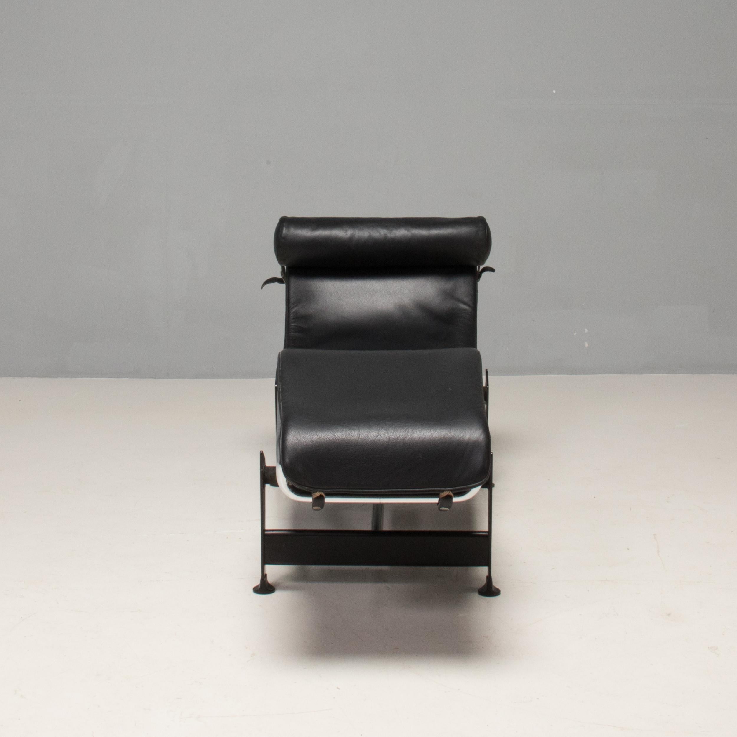 Late 20th Century Cassina Le Corbusier, Pierre Jeanneret & Charlotte Perriand LC4 Chaise Lounge