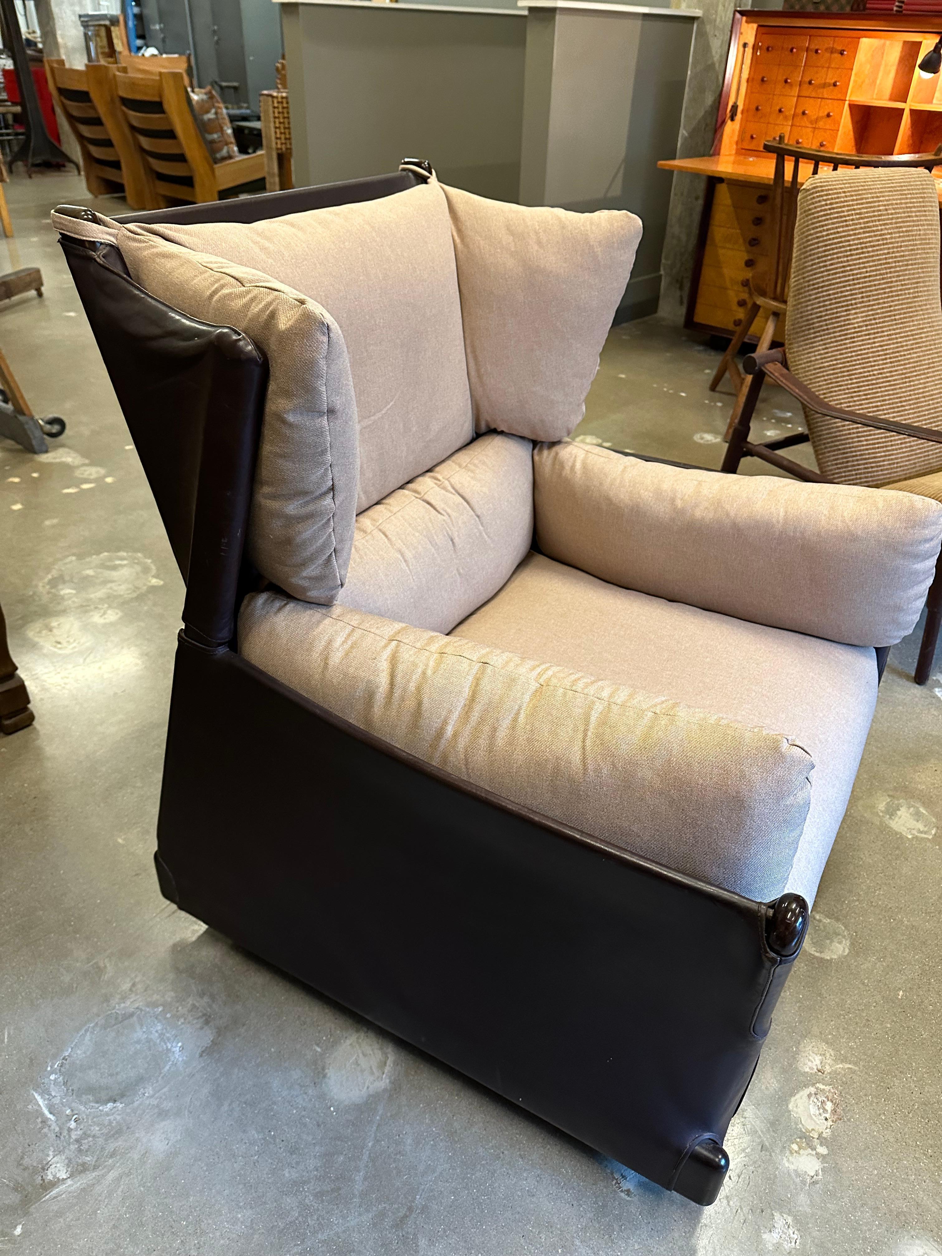 20th Century Cassina Leather Lounge Chair, Italy, 1970s-1980s