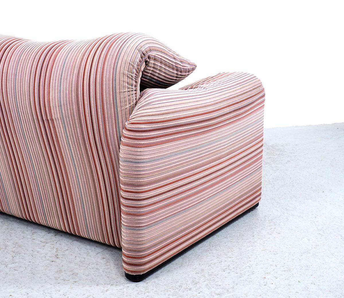 Cassina Maralunga 2-Seater Sofa Colourful Striped Velvet 1