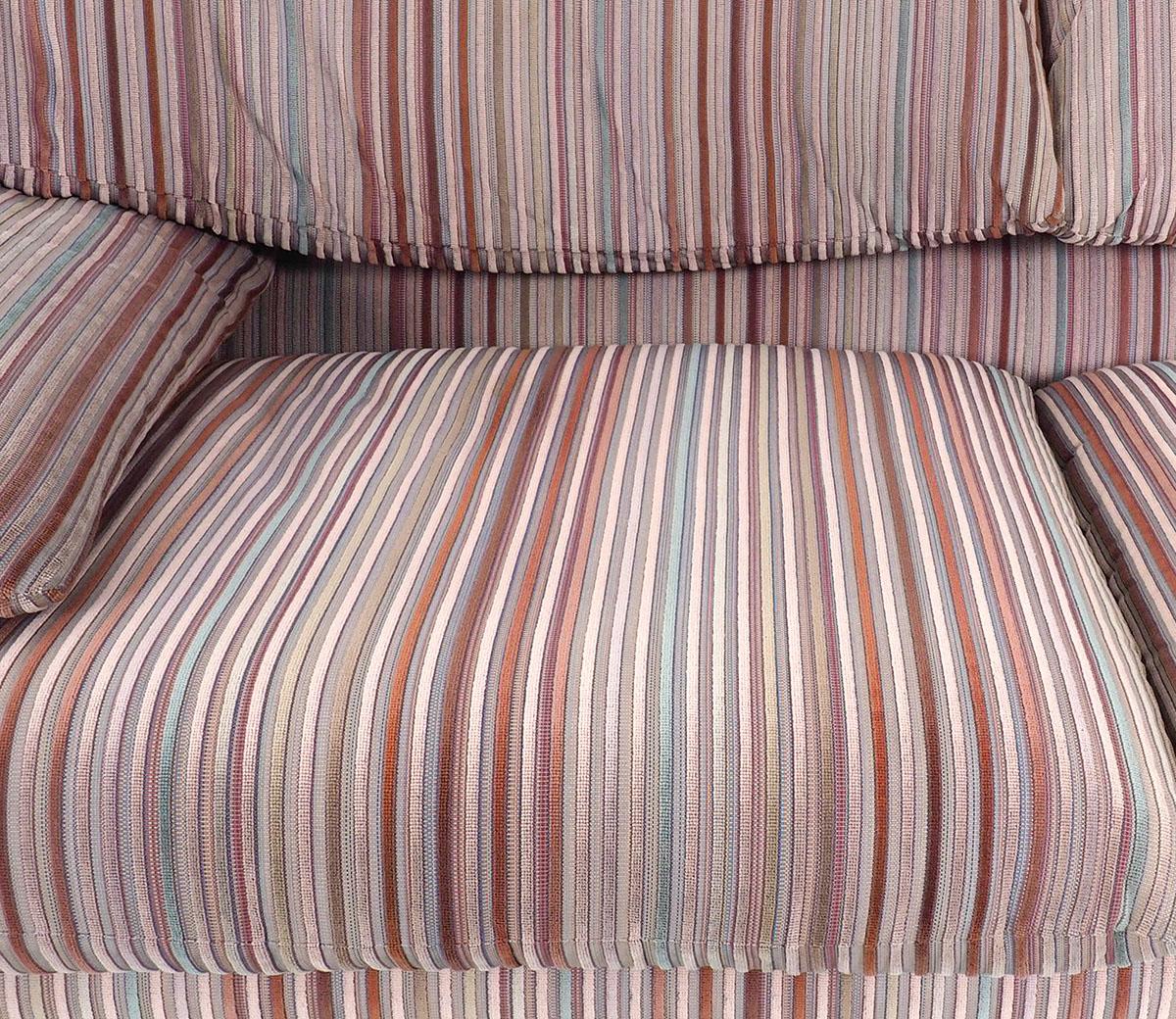 Cassina Maralunga 2-Seater Sofa Colourful Striped Velvet In Good Condition In HEILOO, NL
