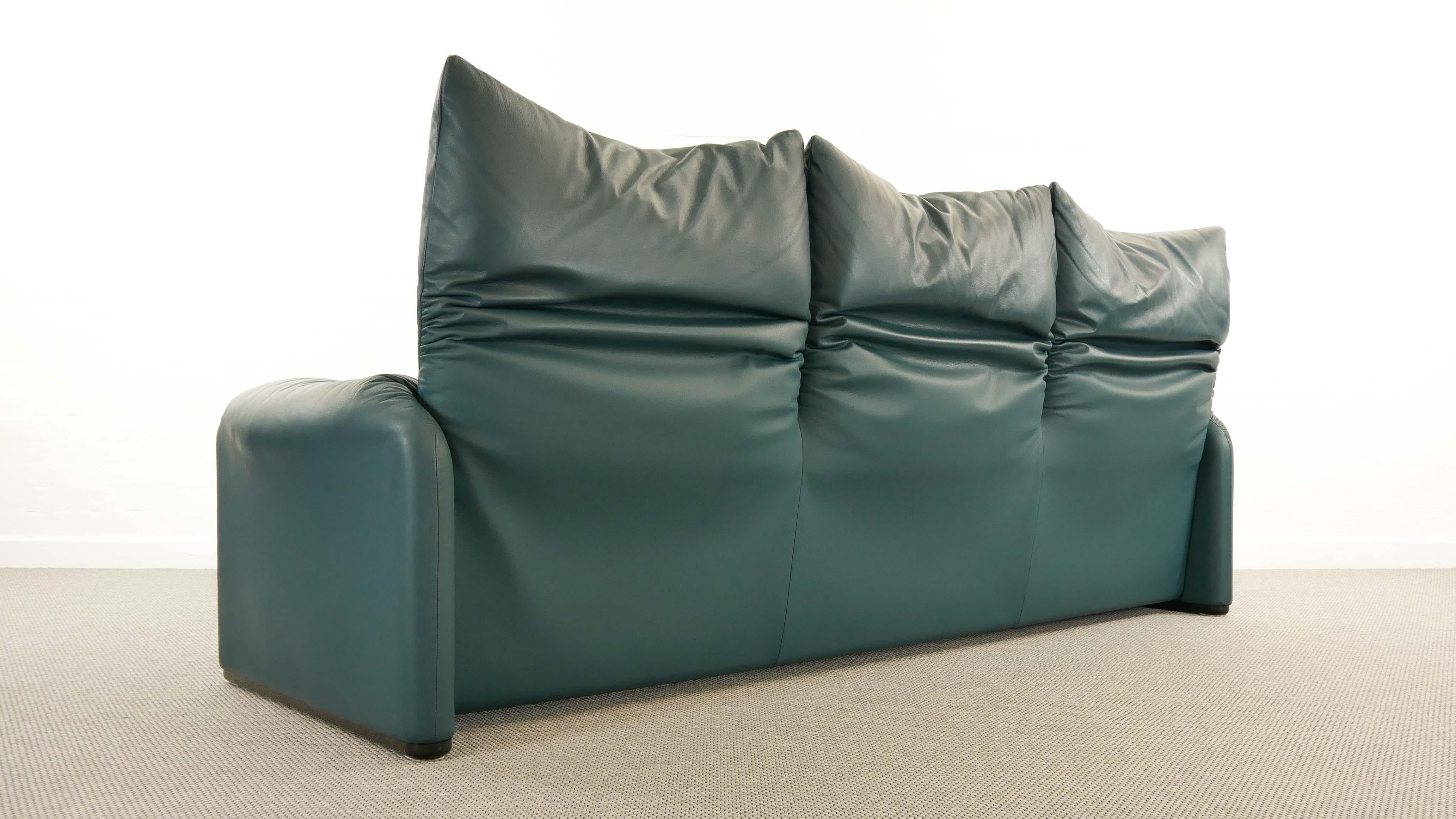 Cassina Maralunga 3-Seat Sofa by Vico Magistretti in Petrol-Darkgreen Leather 2