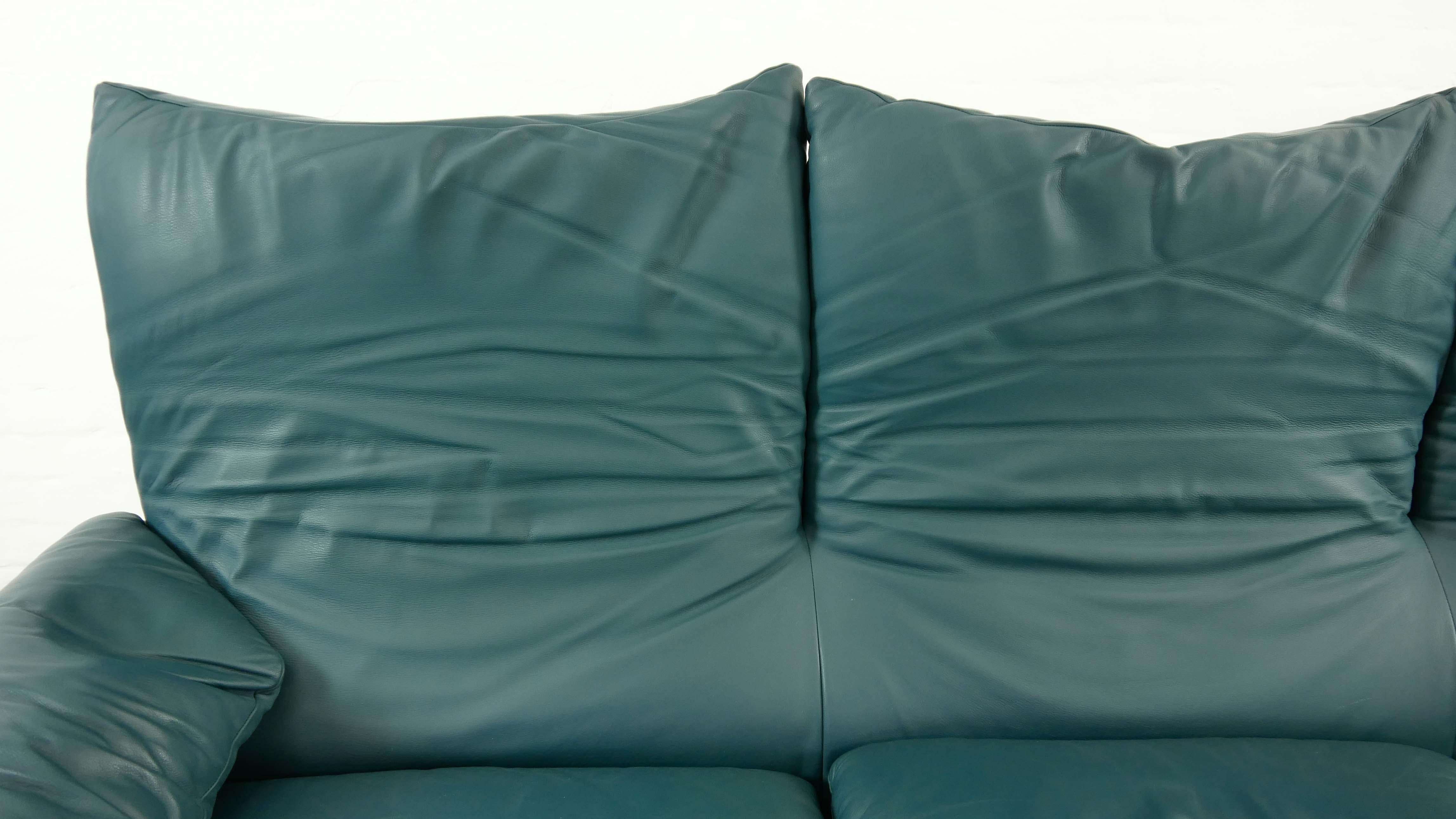 Cassina Maralunga 3-Seat Sofa by Vico Magistretti in Petrol-Darkgreen Leather 7