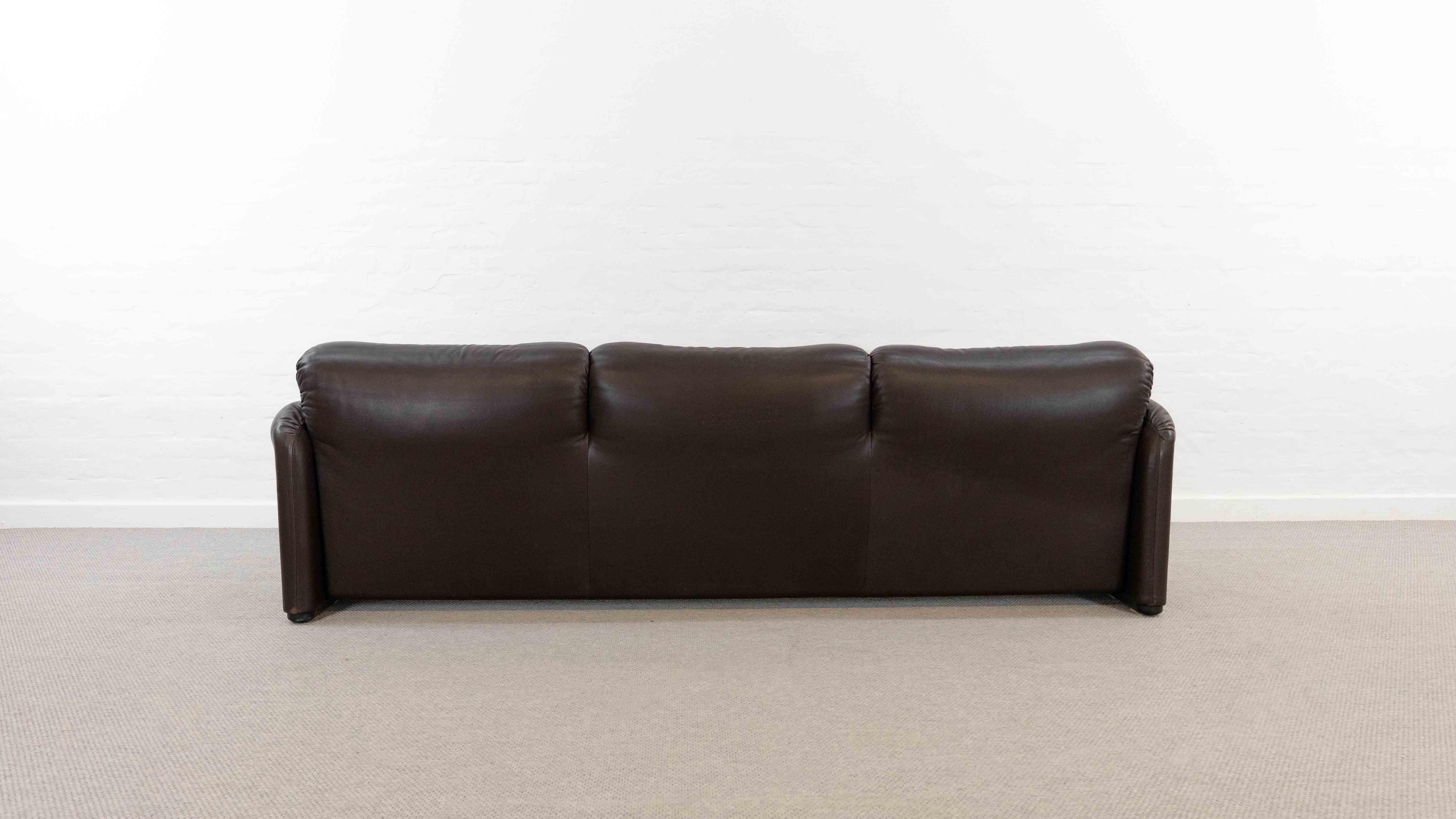 Divano a 3 posti Cassina Maralunga in pelle marrone scuro in vendita 3