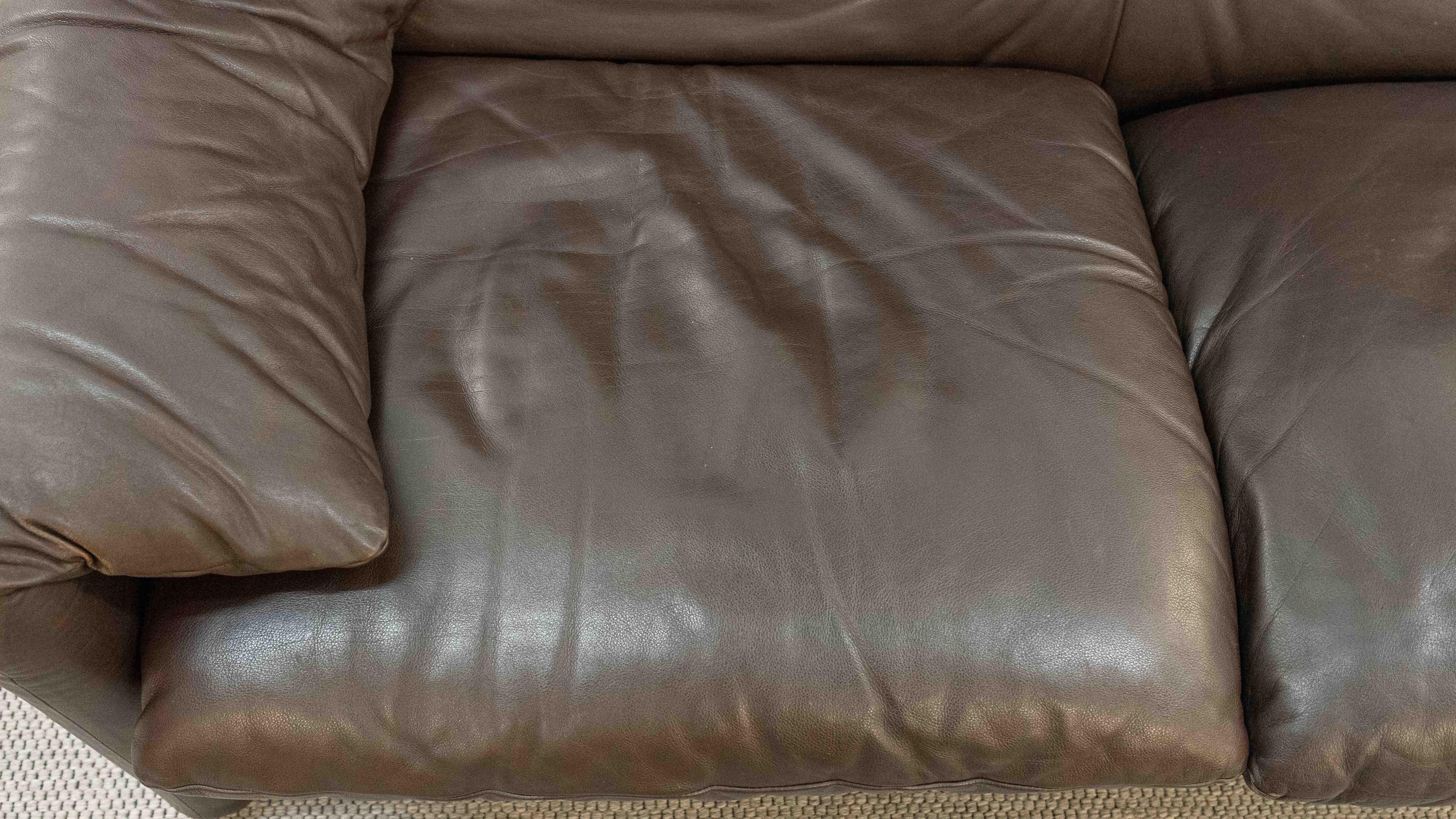 Divano a 3 posti Cassina Maralunga in pelle marrone scuro in vendita 6
