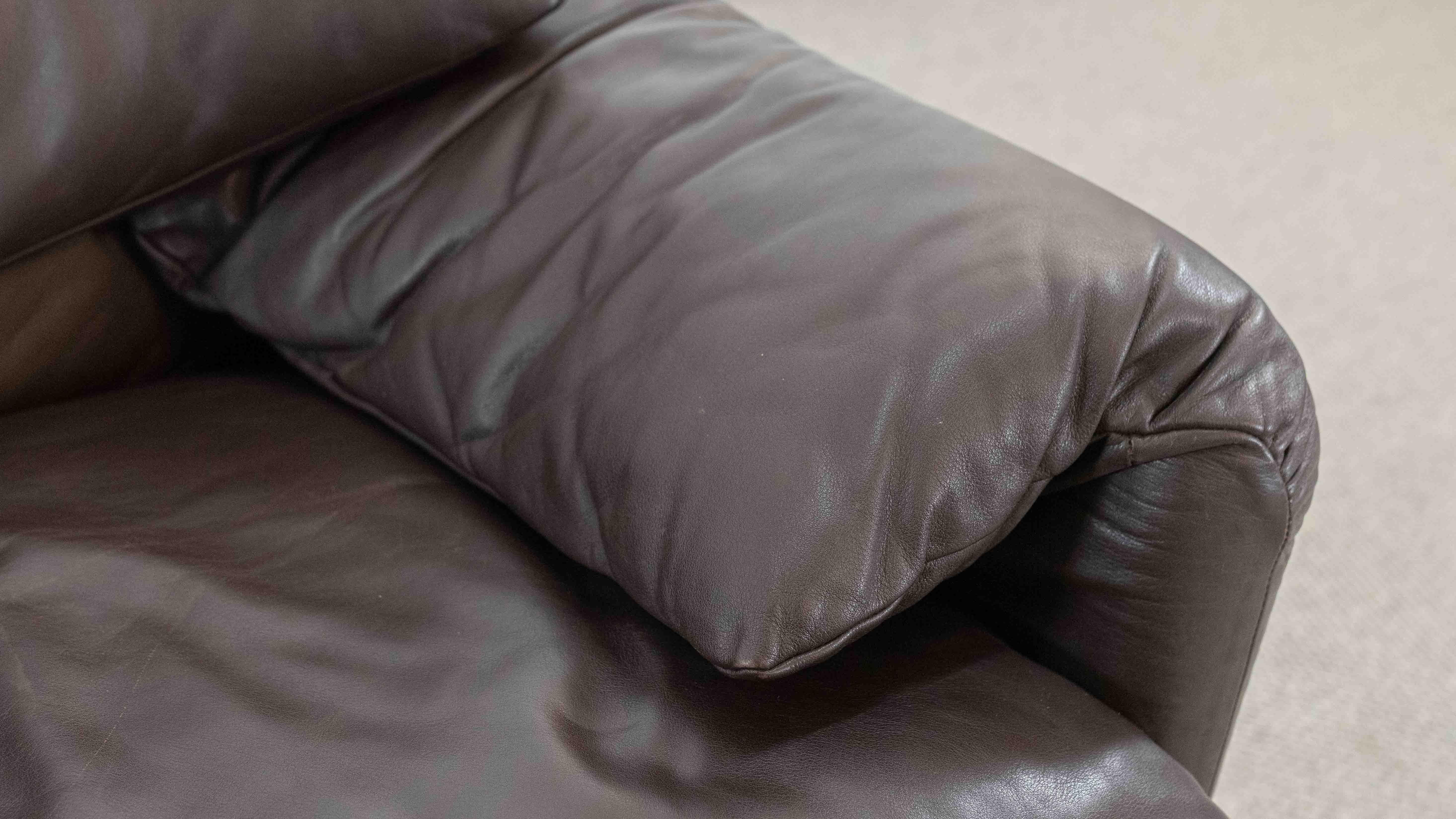 Divano a 3 posti Cassina Maralunga in pelle marrone scuro in vendita 13