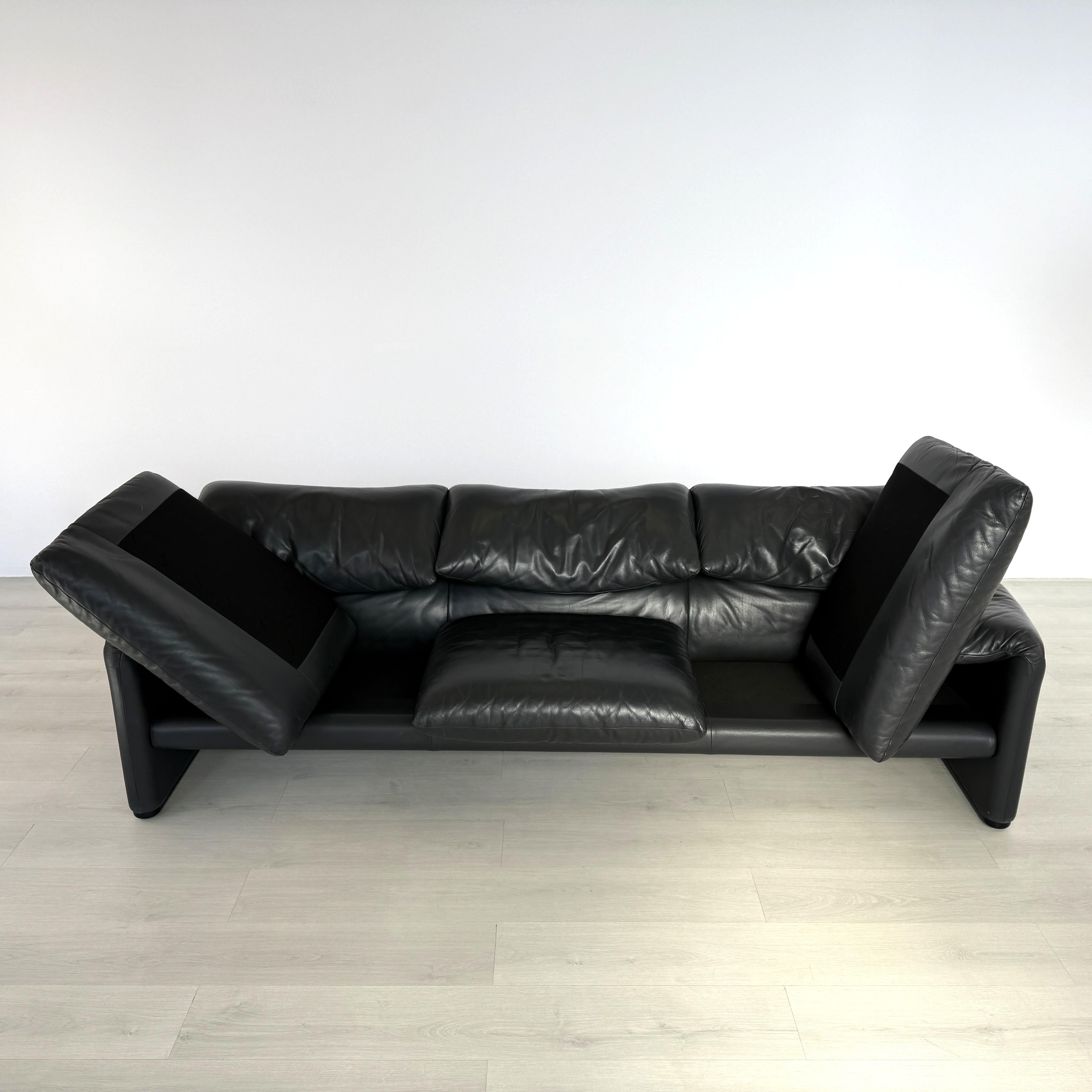 italien Cassina Maralunga Black Leather 3-Seater Sofa by Vico Magistretti, 1970s en vente