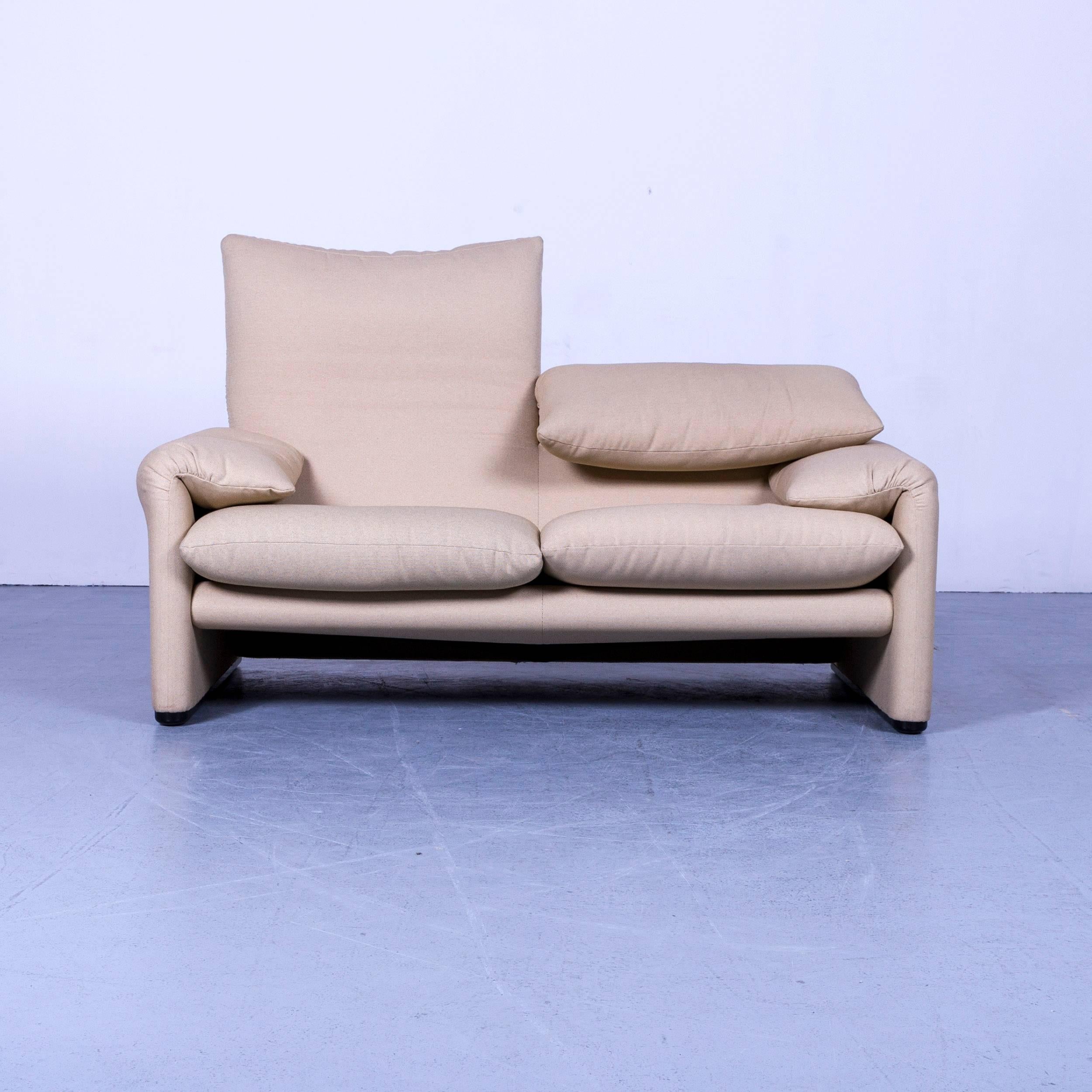 Contemporary Cassina Maralunga Designer Sofa Set Off-White Fabric