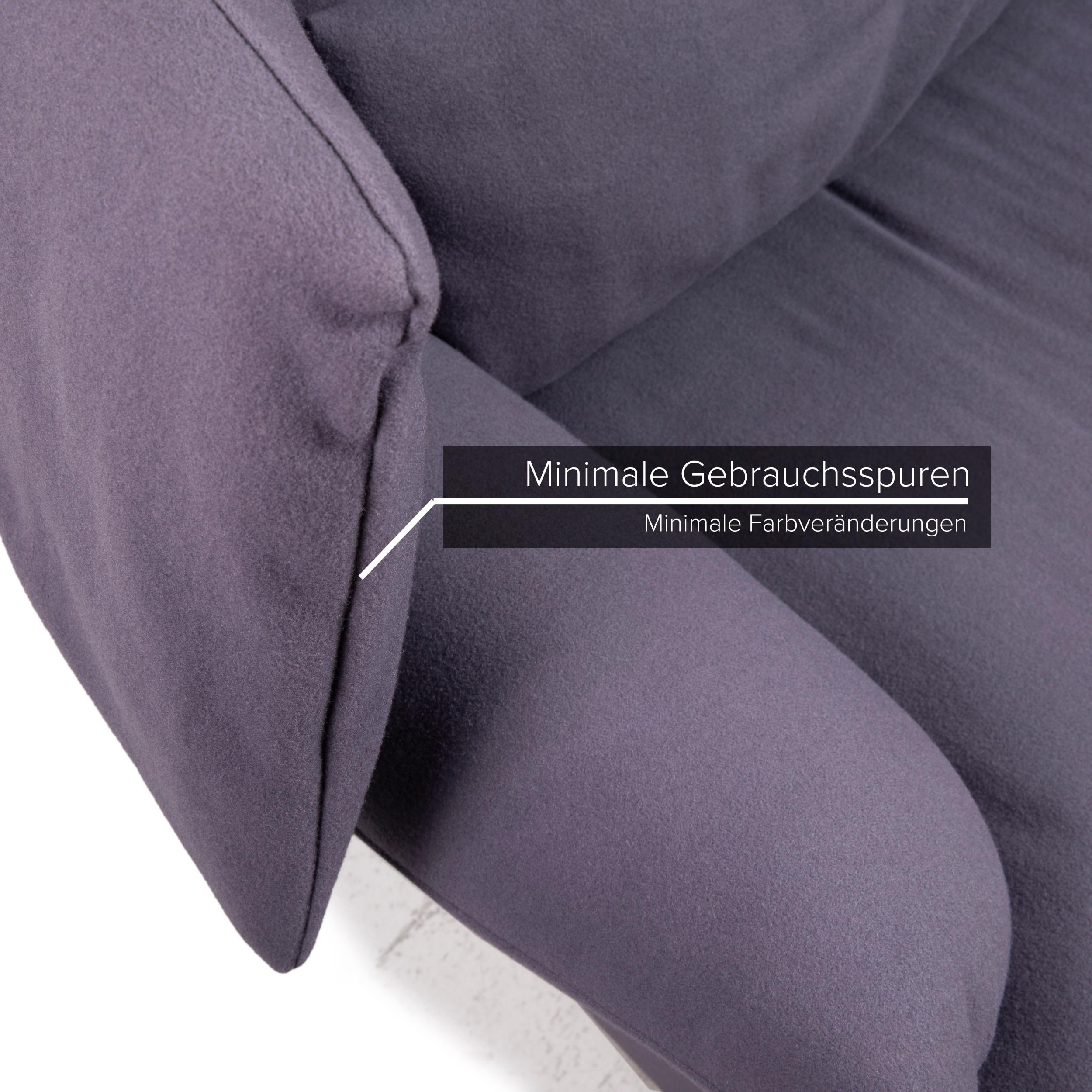 Cassina Maralunga Fabric Armchair Purple Incl. Ottoman In Good Condition For Sale In Cologne, DE