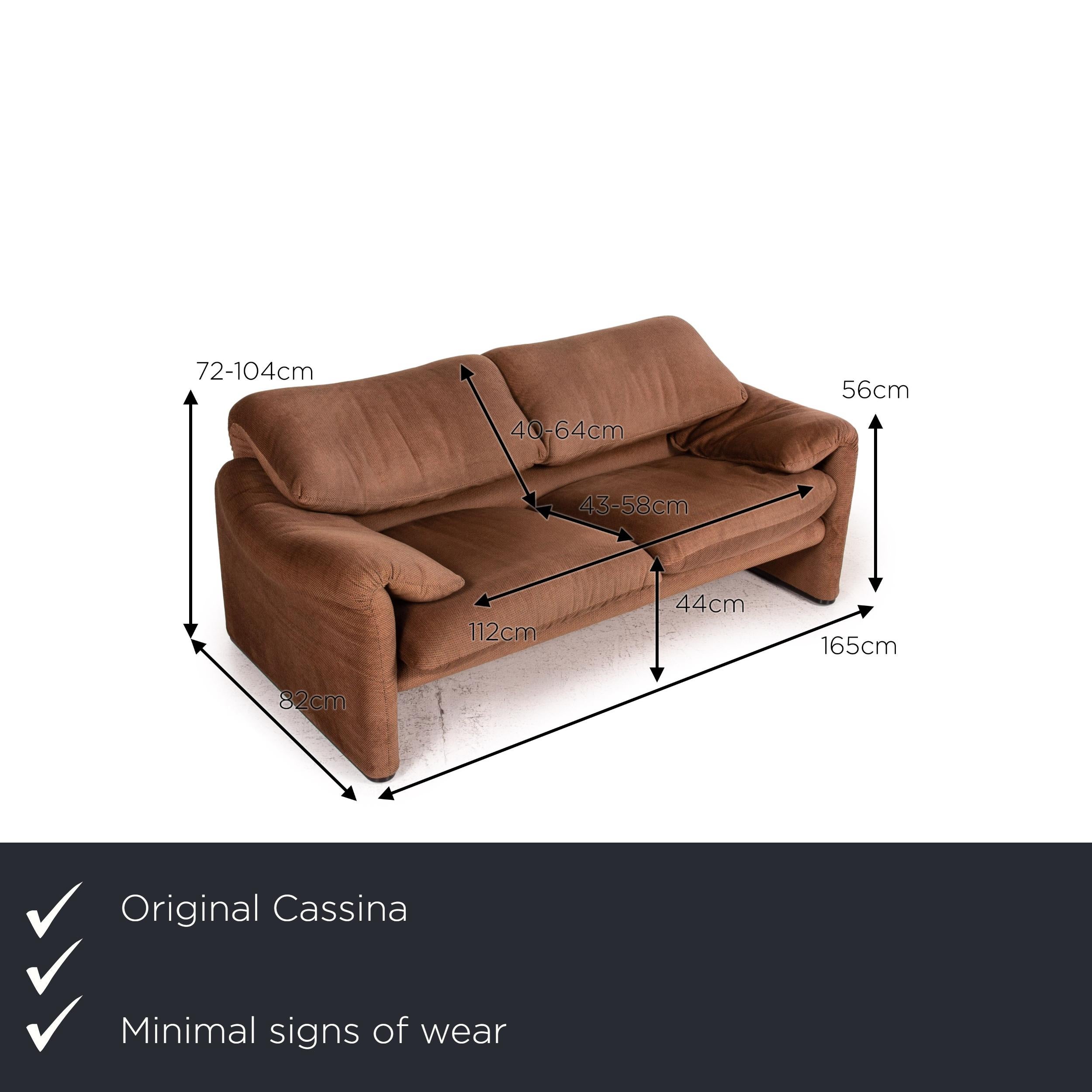We present to you a Cassina maralunga fabric sofa brown two-seater function couch.
 

 Product measurements in centimeters:
 

Depth: 82
Width: 165
Height: 72
Seat height: 44
Rest height: 56
Seat depth: 43
Seat width: 112
Back height: