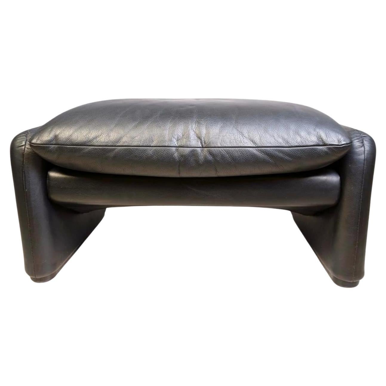 Cassina Maralunga Hocker Vico Magistretti Ottoman Leder schwarz For Sale