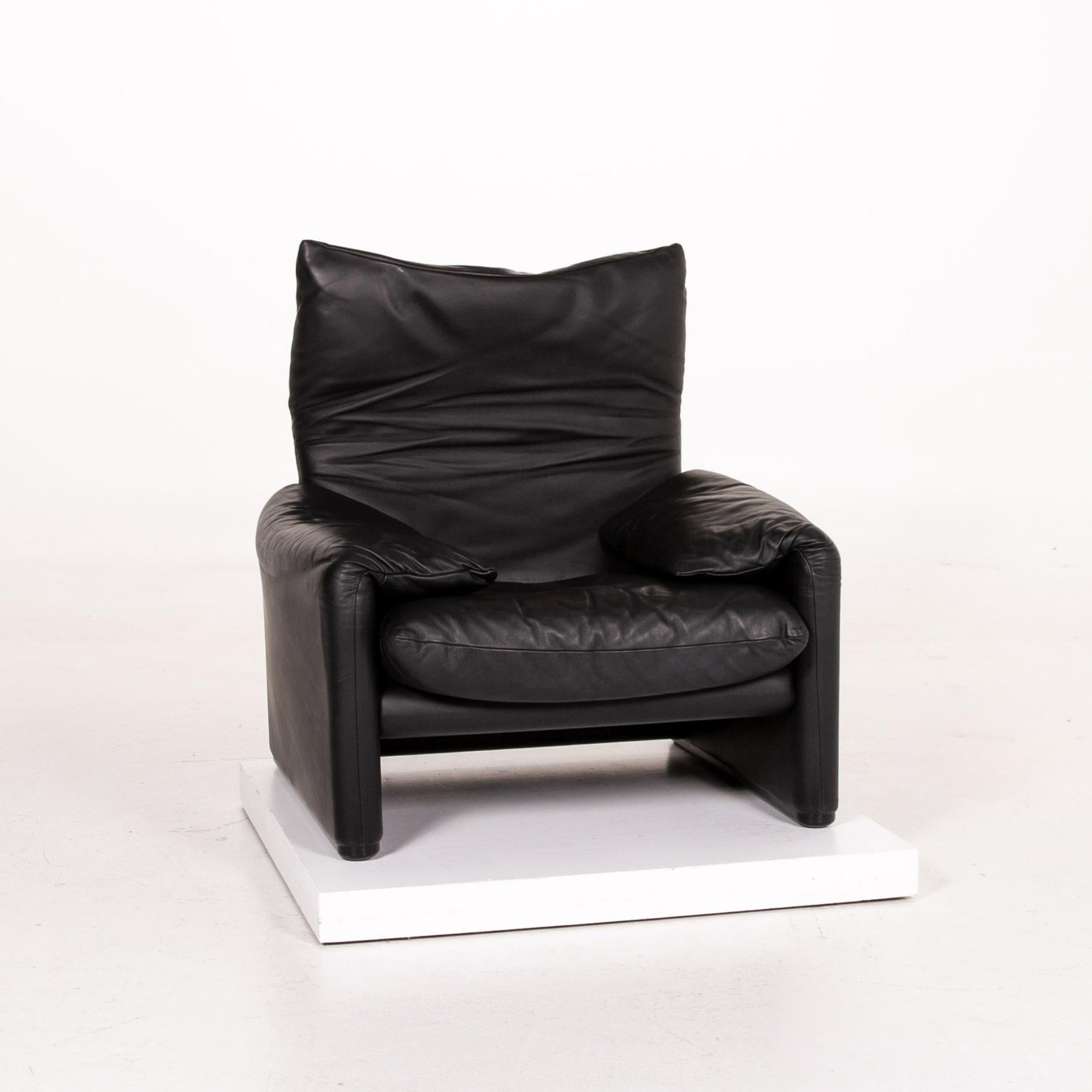 Modern Cassina Maralunga Leather Armchair Black Function