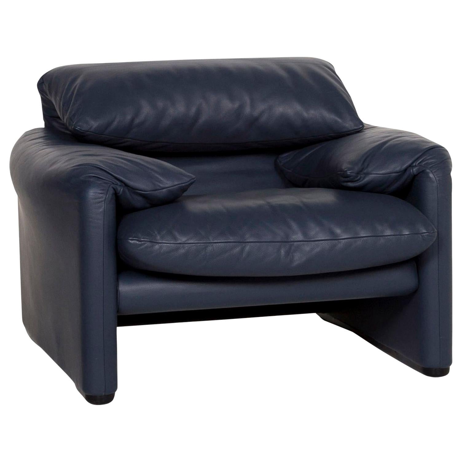 Cassina Maralunga Leather Armchair Blue Function