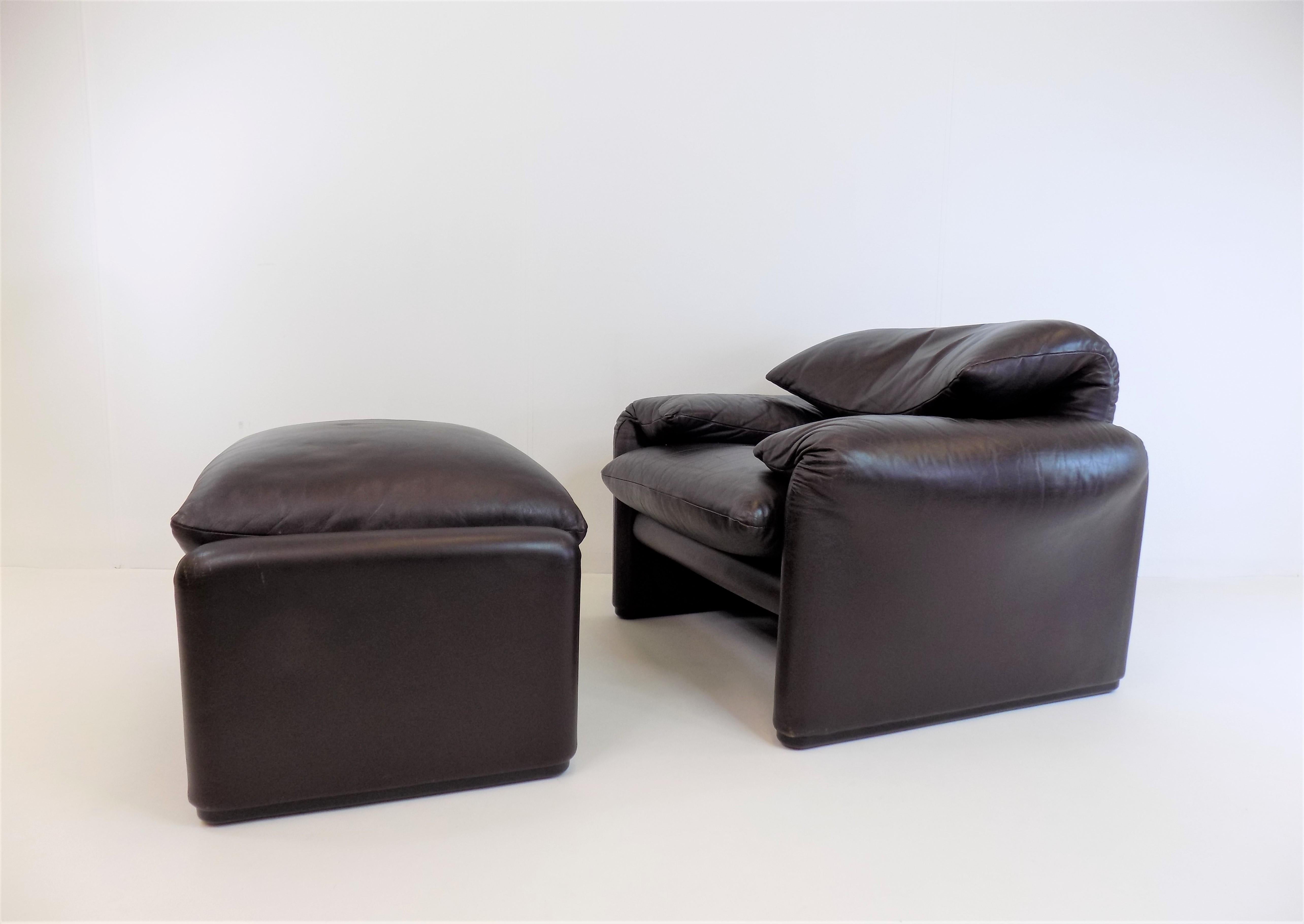 Mid-Century Modern Cassina Maralunga Leather Armchair with Ottoman by Vico Magistretti