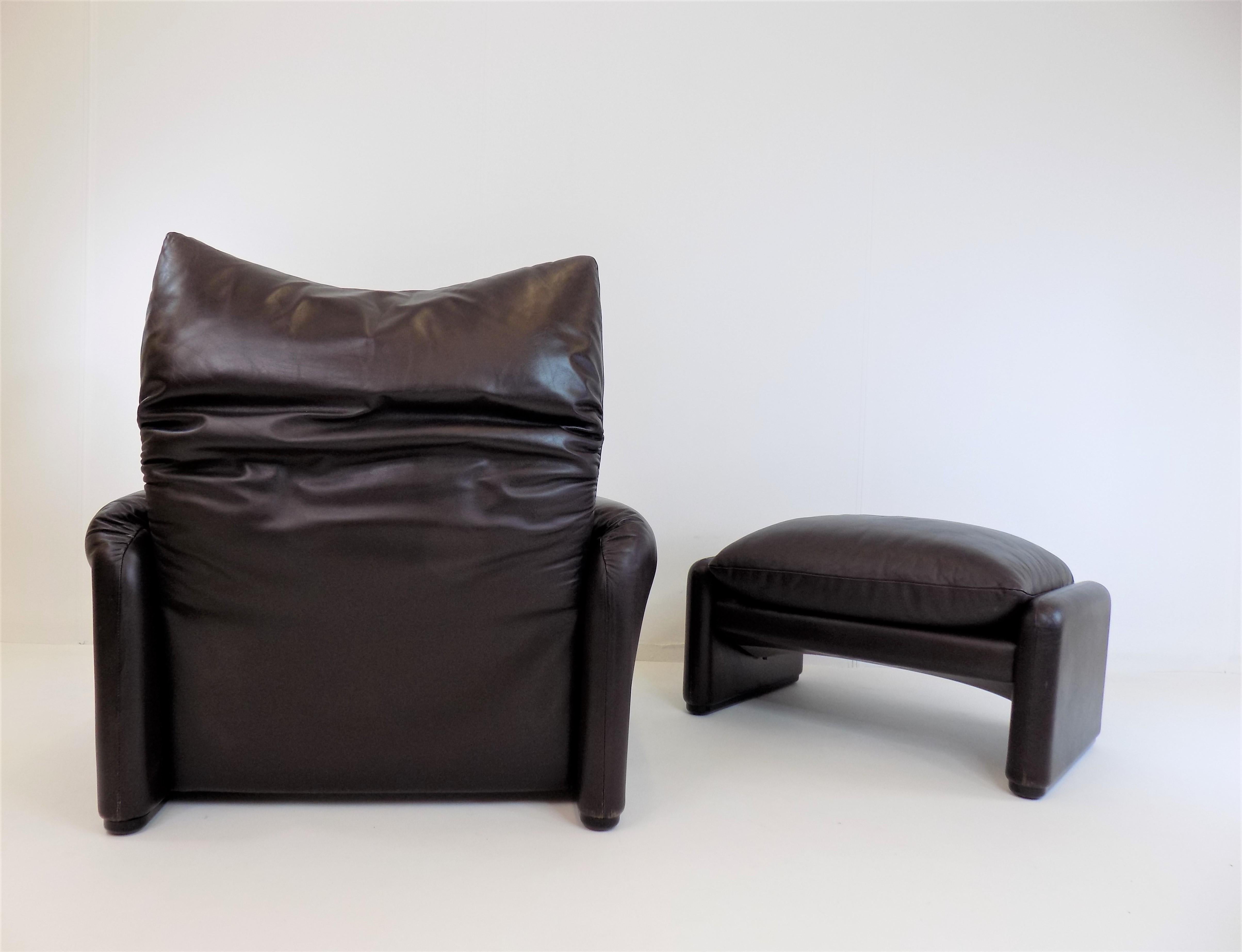 Cassina Maralunga Leather Armchair with Ottoman by Vico Magistretti 1
