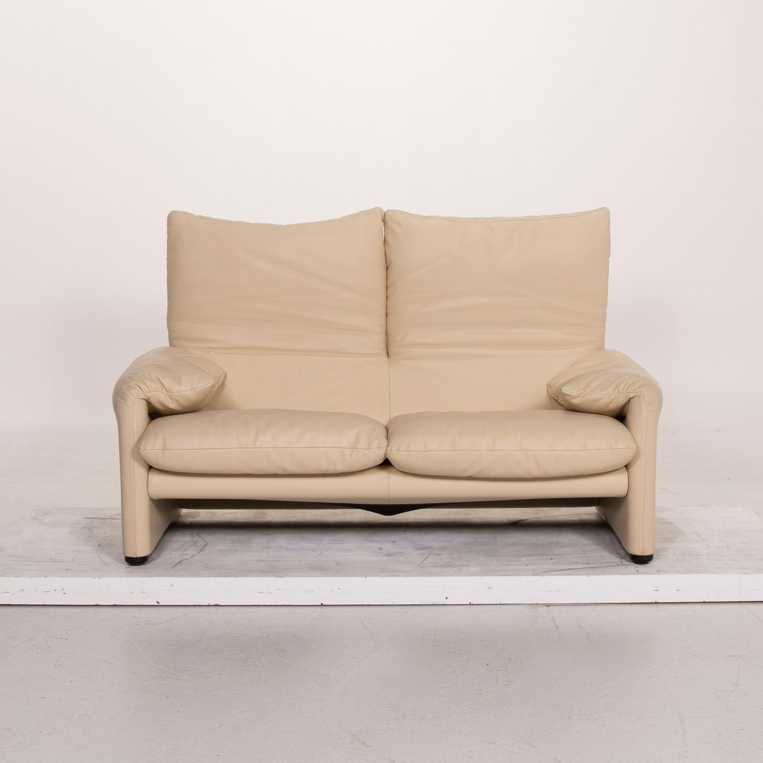 Contemporary Cassina Maralunga Leather Sofa Cream Two-Seat For Sale