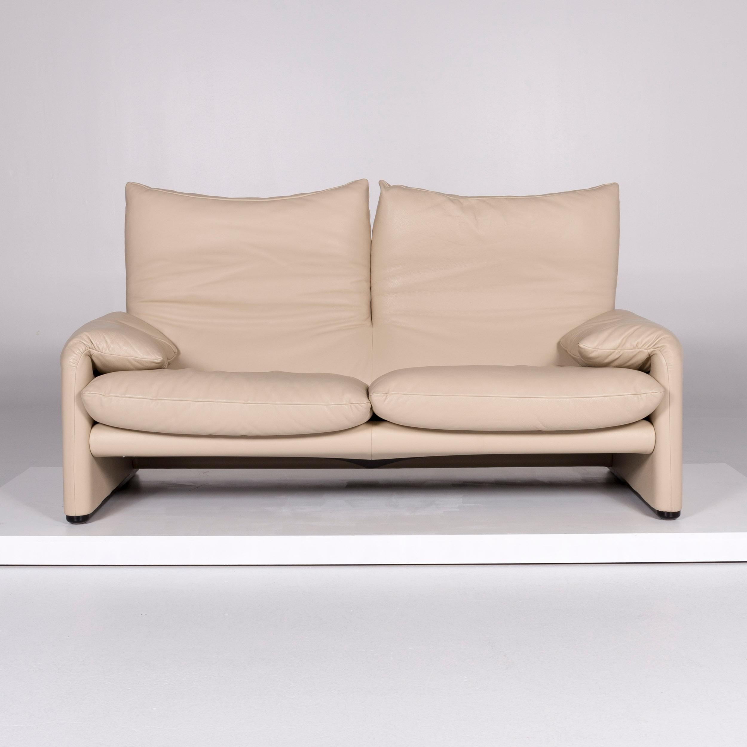 Modern Cassina Maralunga Leder Sofa Beige Zweisitzer Funktion Couch