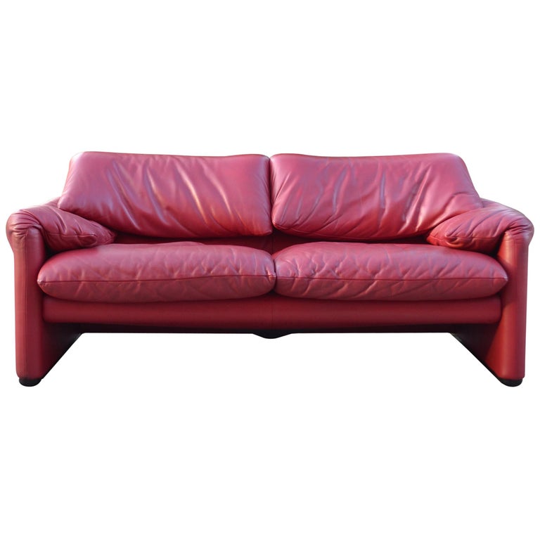 Cassina Maralunga Red Berry Leather Sofa by Vico Magistretti For Sale at  1stDibs