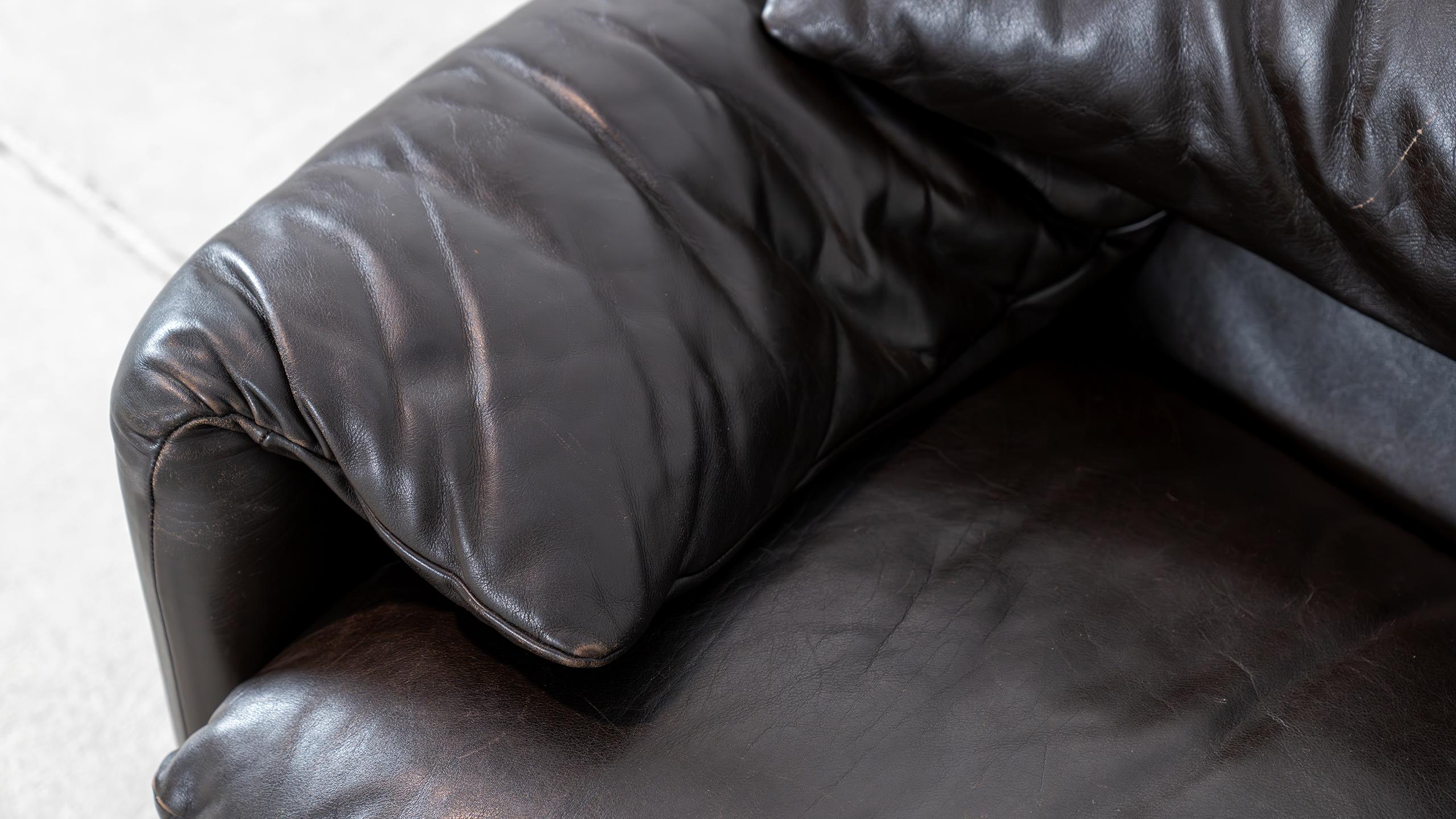 Cassina Maralunga Sofa brown Leather Vico Magistretti Lounge Chair MCM Italy For Sale 12