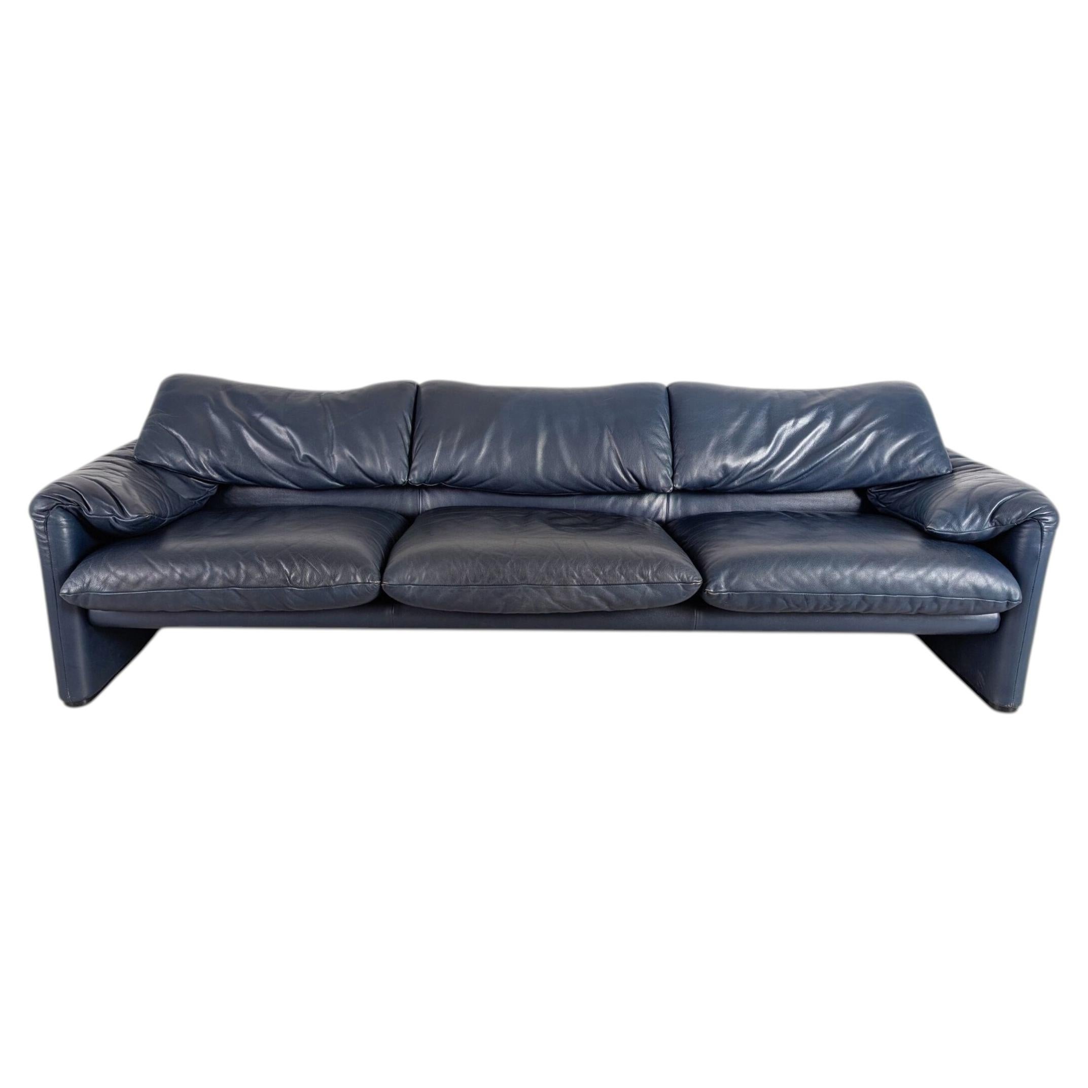 Cassina Maralunga Sofa Dreisitzer Couch Magistretti Leder blau