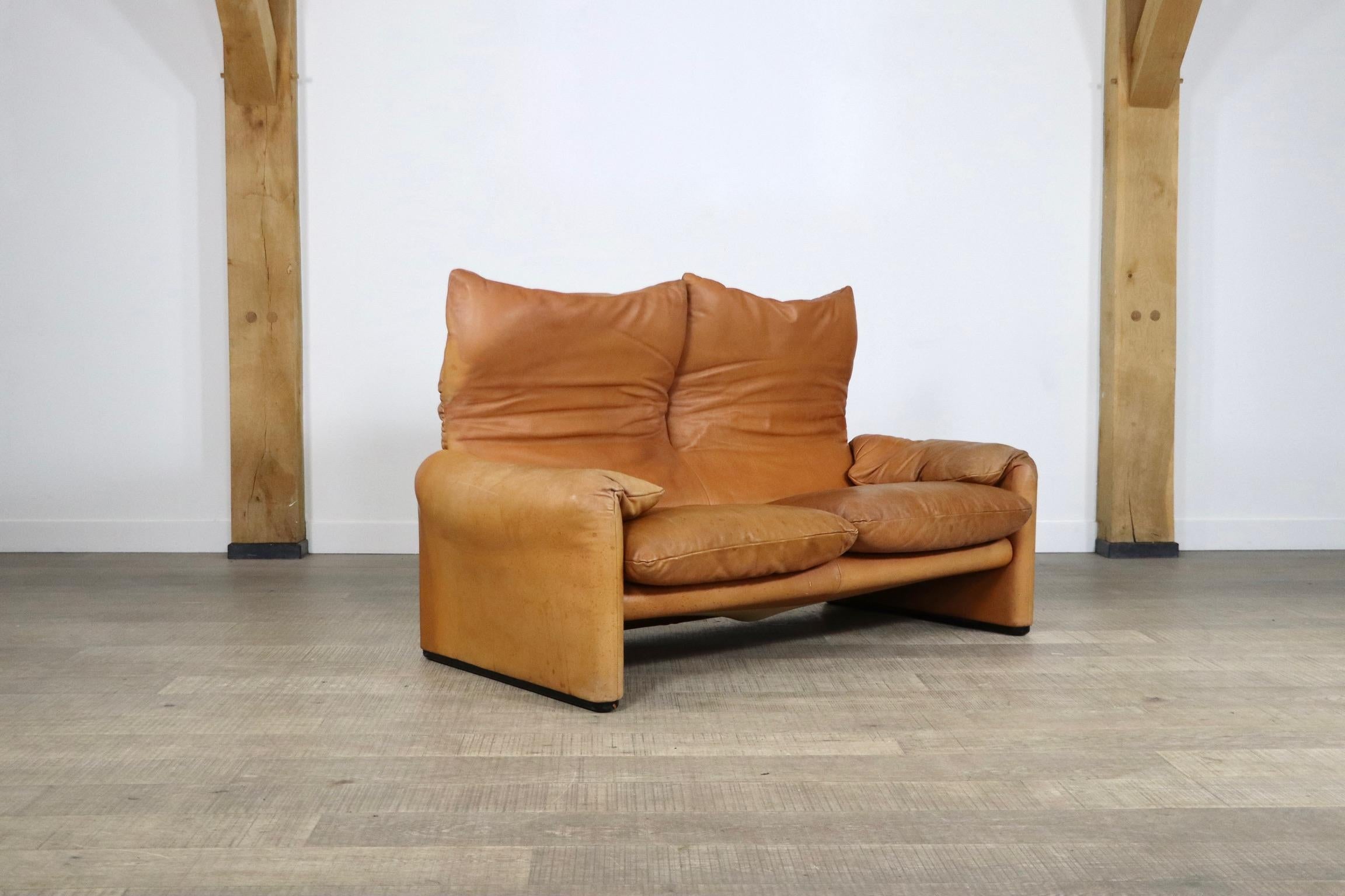 Mid-20th Century Cassina Maralunga Two Seater Sofa in Cognac Leather by Vico Magistretti, 1970s