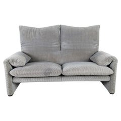 Cassina Maralunga Zweisitzer Sofa Vico Magistretti Stoff kord braun-grau