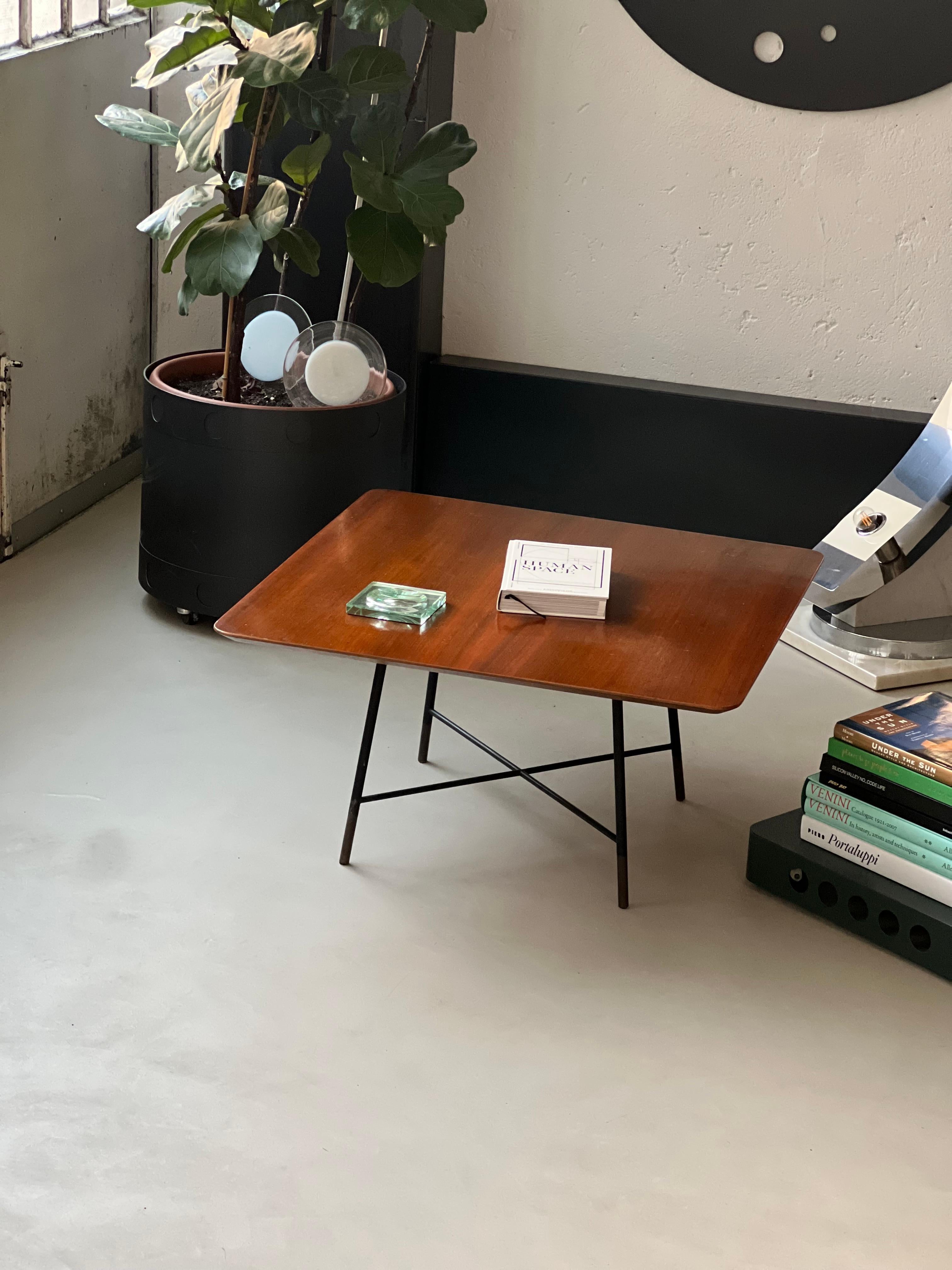 Coffee table in Wood and Metal/Brass by Ico Parisi for Cassina 1957 For Sale 7