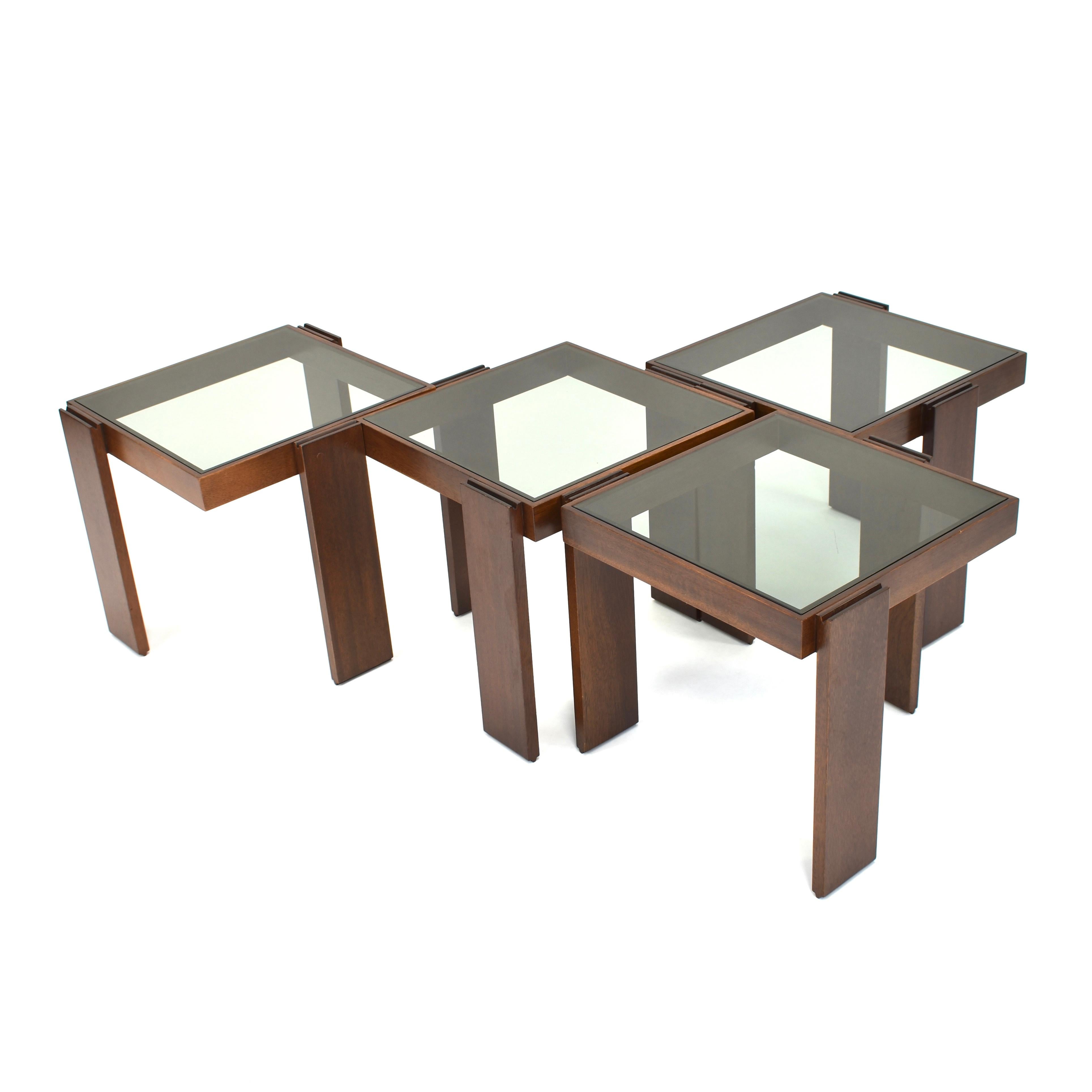Cassina Modular Set of Four Stackable Nesting Tables by Gianfranco Frattini In Excellent Condition In Pijnacker, Zuid-Holland