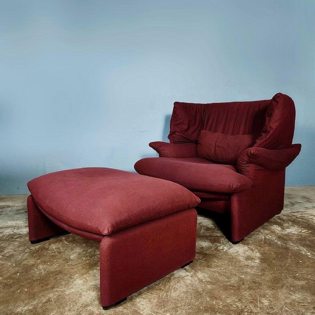 Cassina Portovenere Vico Magistretti Matching Sofa, Lounge Chair & Footstool 4