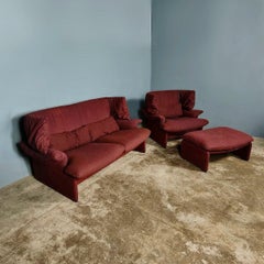 Cassina Portovenere Vico Magistretti Passendes Sofa, Loungesessel und Fußhocker