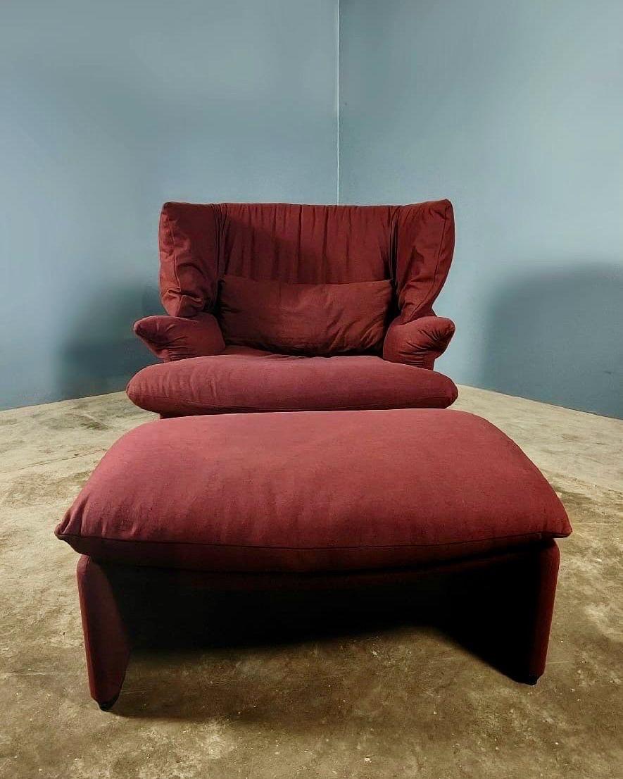 Wool Cassina Portovenere Vico Magistretti Matching Sofa, Lounge Chair & Footstool