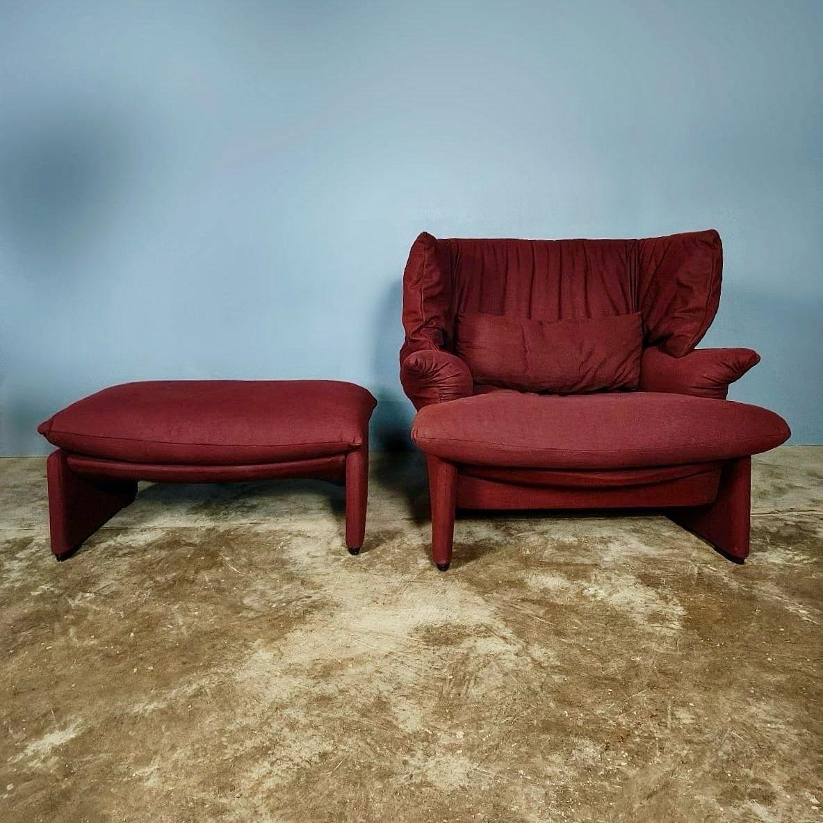 Cassina Portovenere Vico Magistretti Matching Sofa, Lounge Chair & Footstool 2