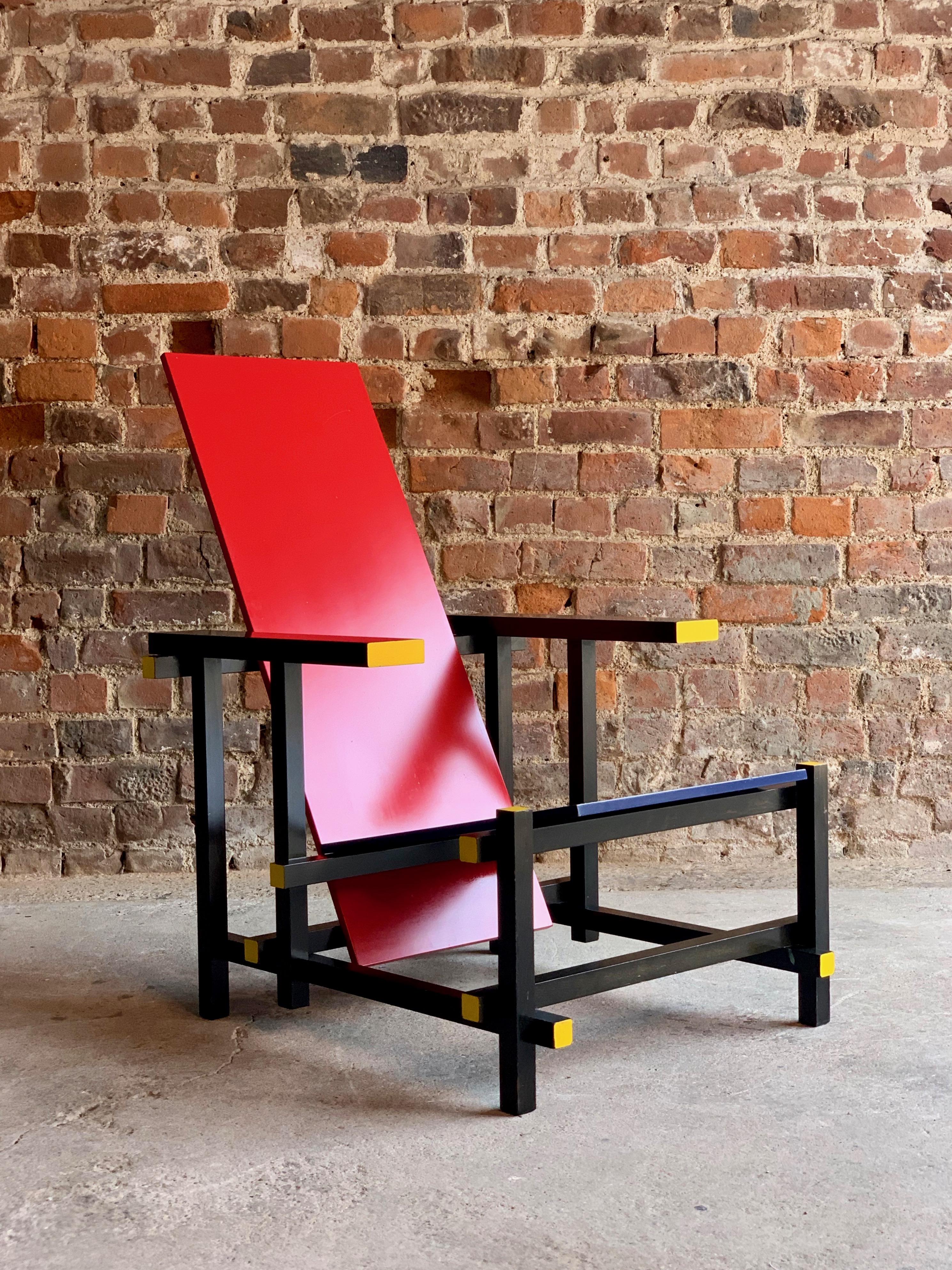Cassina Red and Blue Chair by Gerrit T Rietveld Numbered 8488, Italy, circa 1970 1