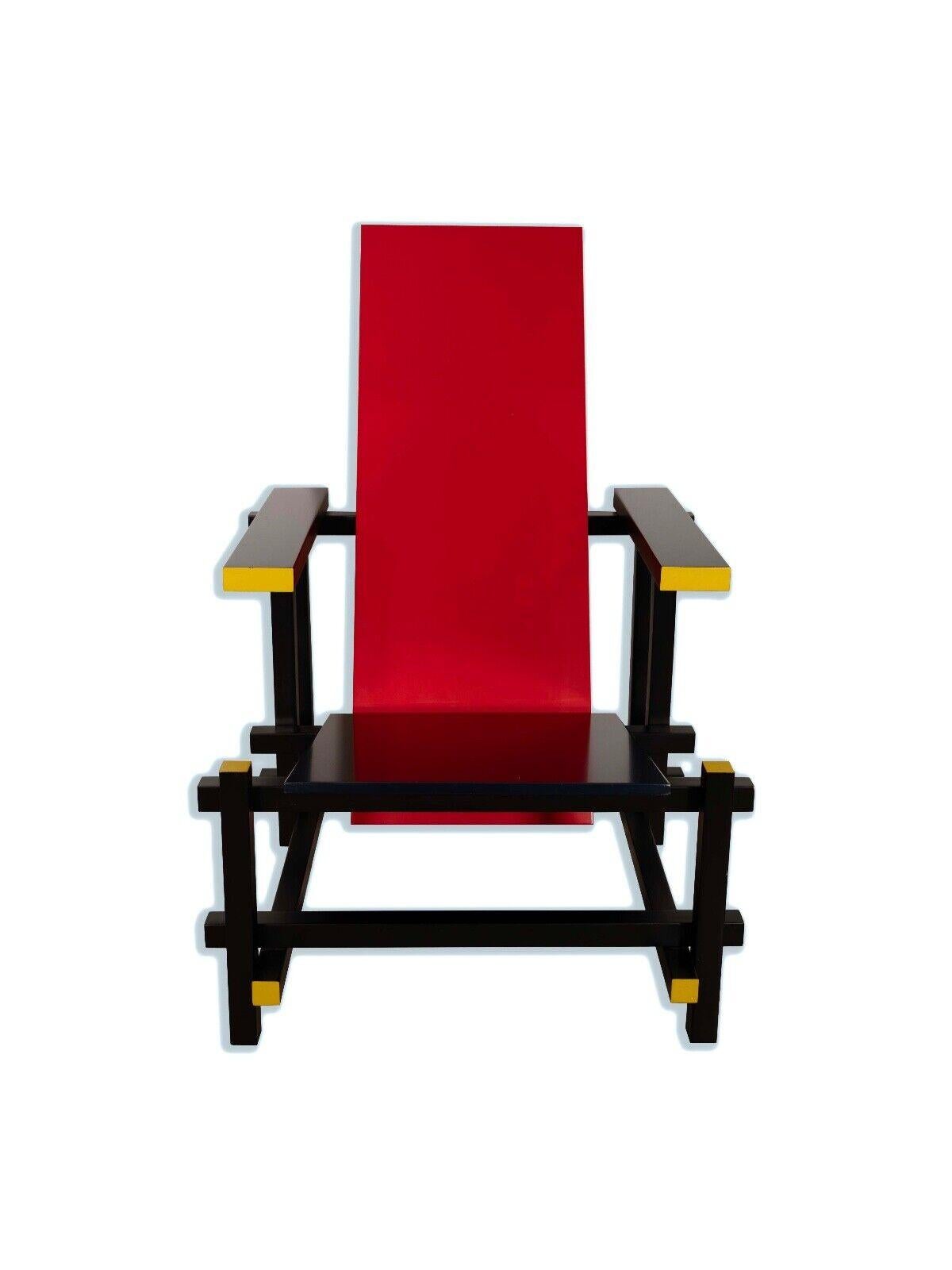 Cassina Red Blue and Yellow Chair Gerrit Thomas Rietvild Post Modern In Good Condition For Sale In Keego Harbor, MI