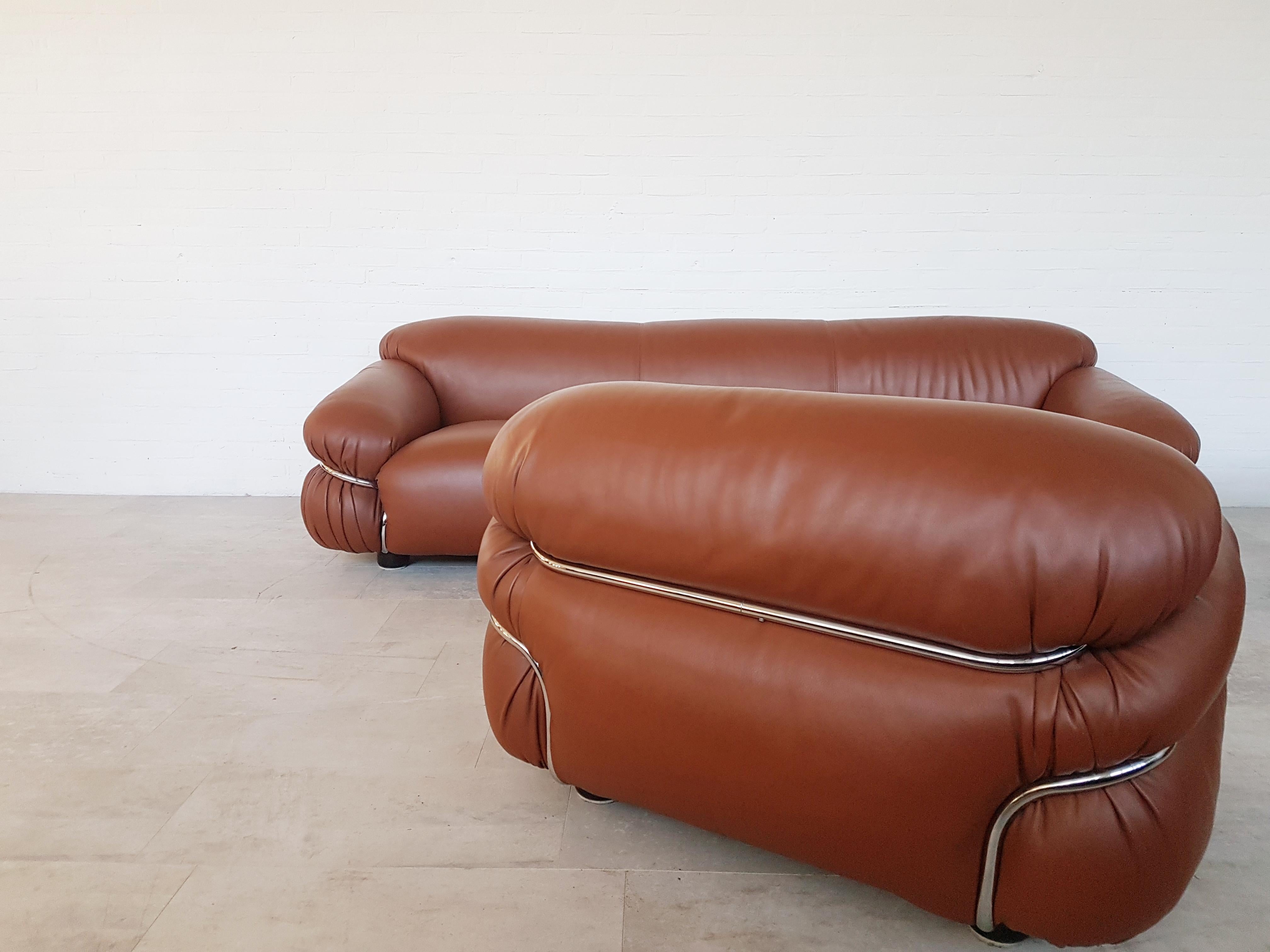20th Century Cassina 'Sesann' Two-Seat in Cognac Leather and Chrome