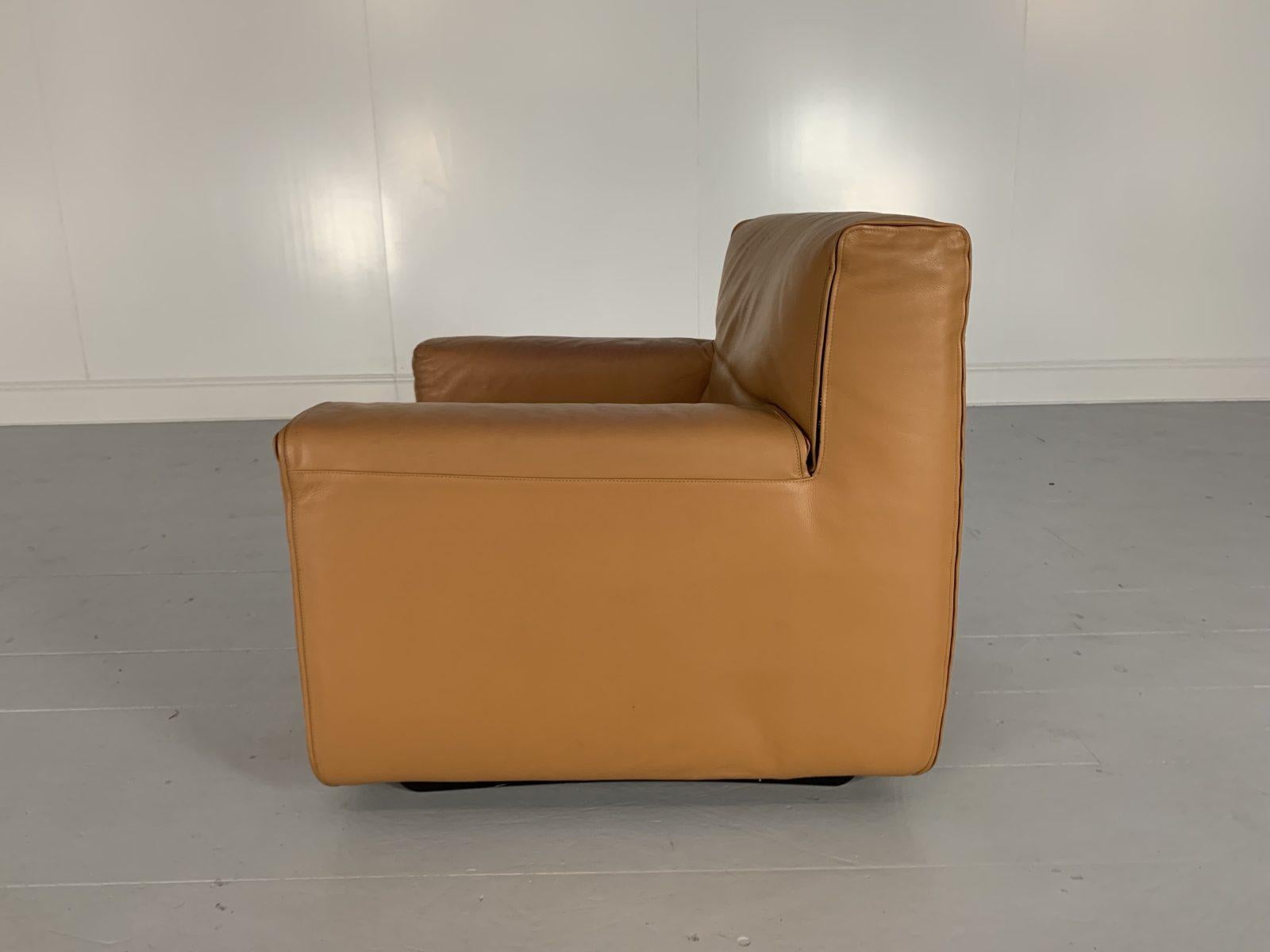 Cassina Sofa & 2 Armchair Suite, in Tan Brown Leather For Sale 11