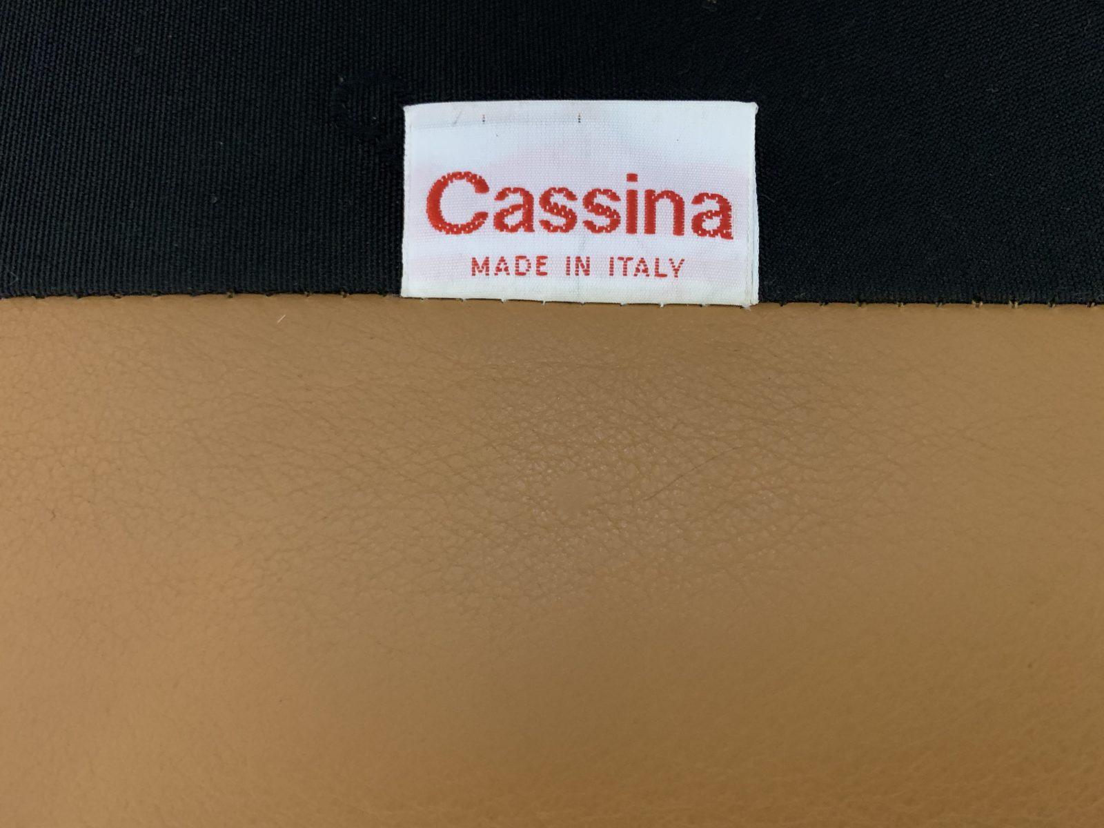 Cassina Ensemble canapé et 2 fauteuils - En cuir brun tanné en vente 15
