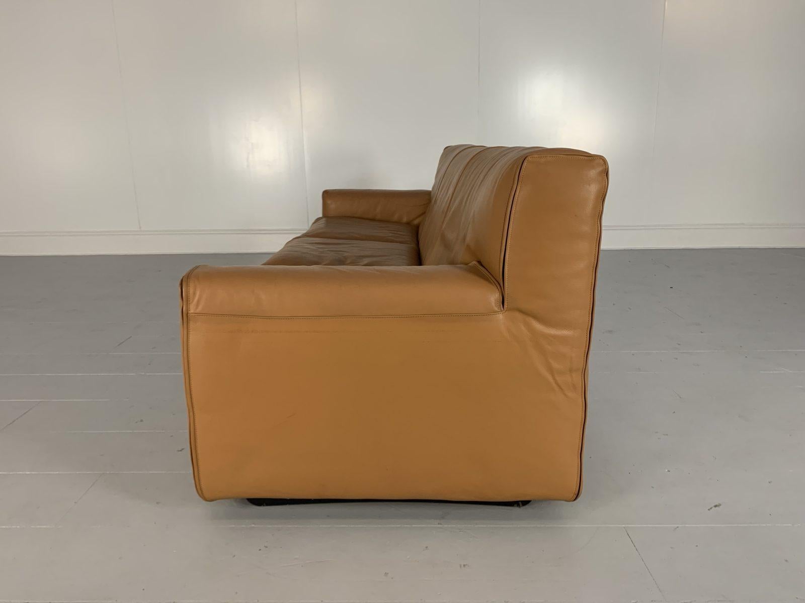 Cassina Sofa & 2 Armchair Suite, in Tan Brown Leather For Sale 3