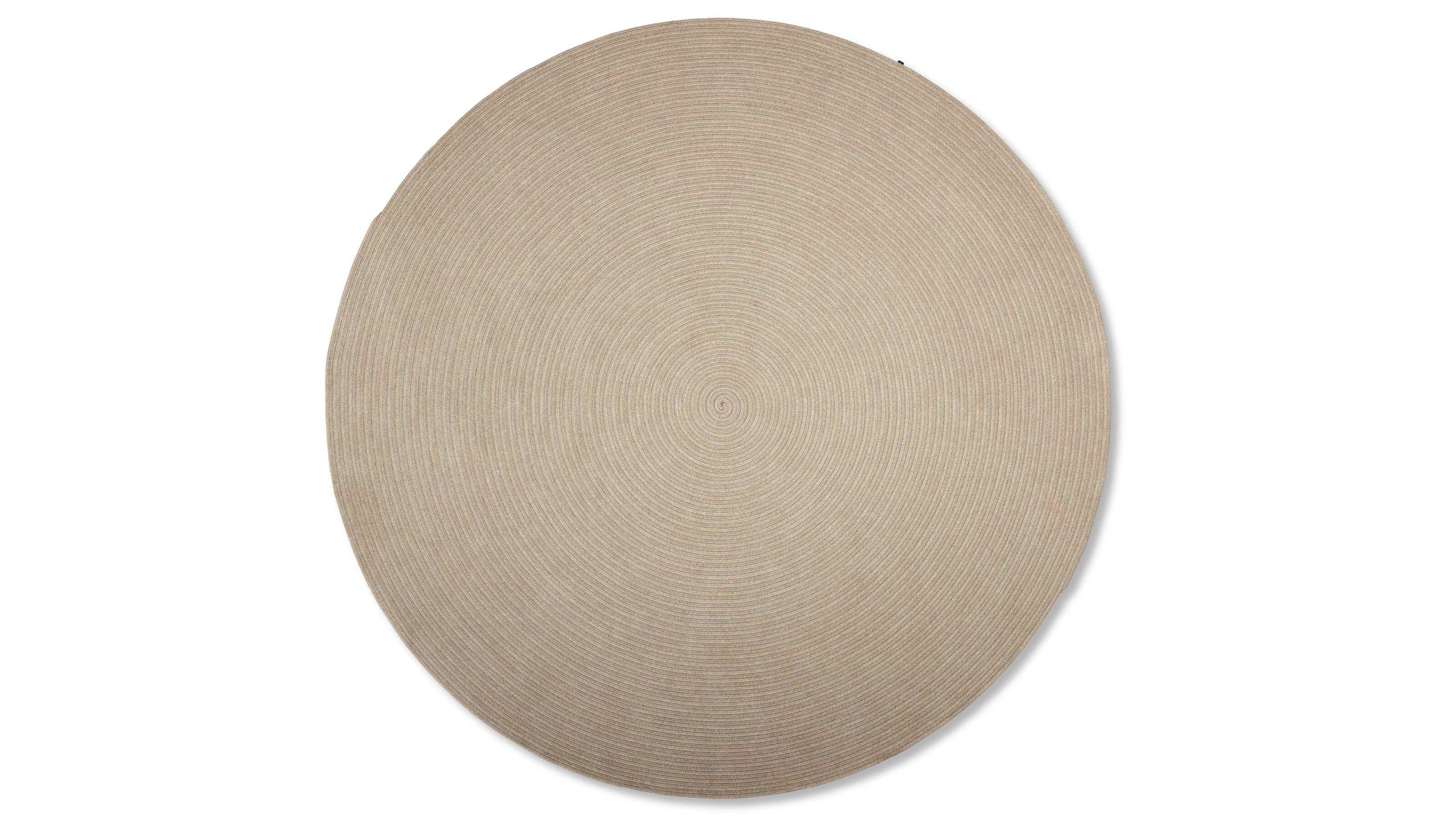 Cassina Soleil Rug In New Condition For Sale In Barcelona, Barcelona