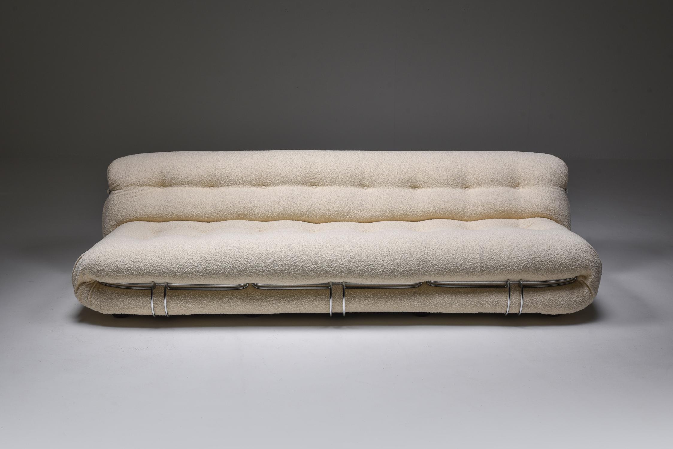 Post-Modern Cassina 'Soriana' Four-Seater Sofa by Afra and Tobia Scarpa in Bouclé, 1970's For Sale