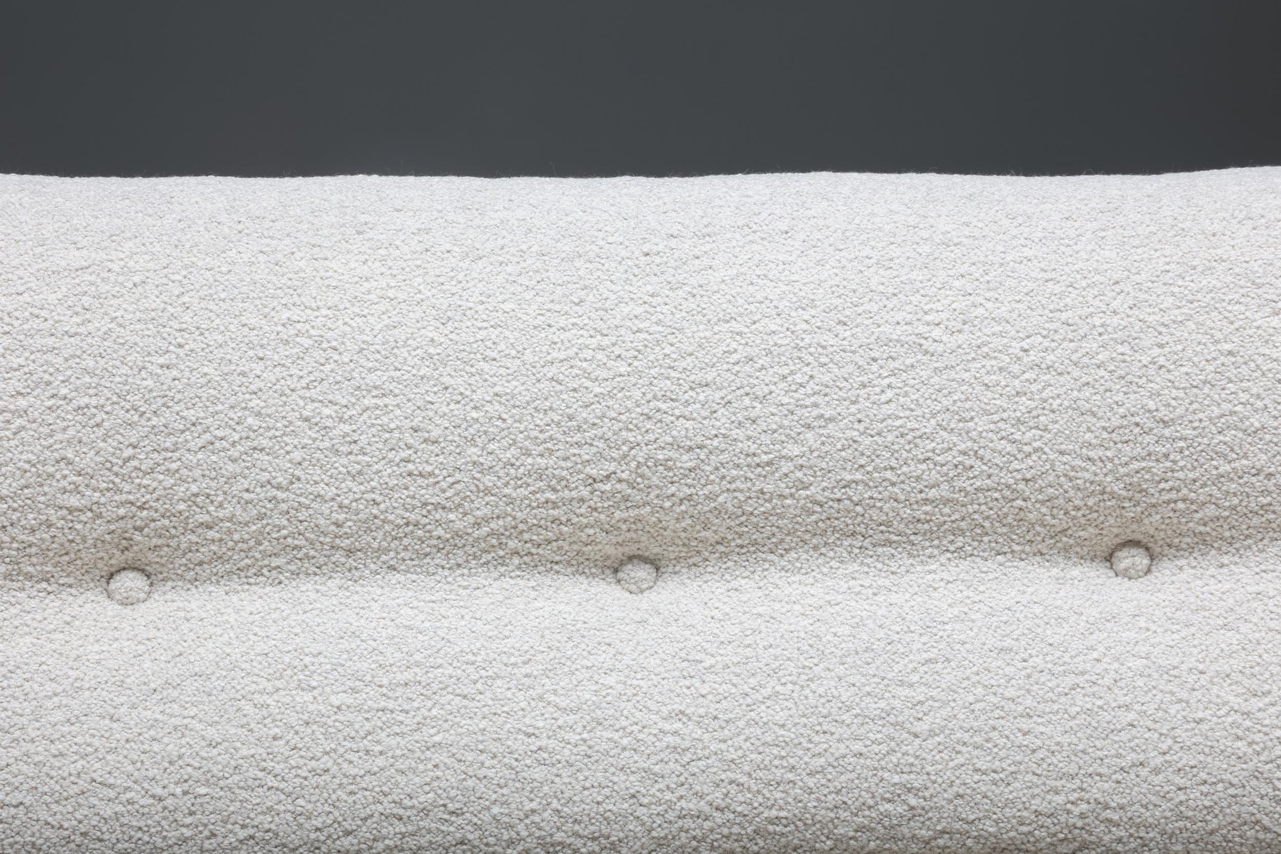 Cassina 'Soriana' four Seater Sofa by Afra and Tobia Scarpa in Bouclé, 1970's 2