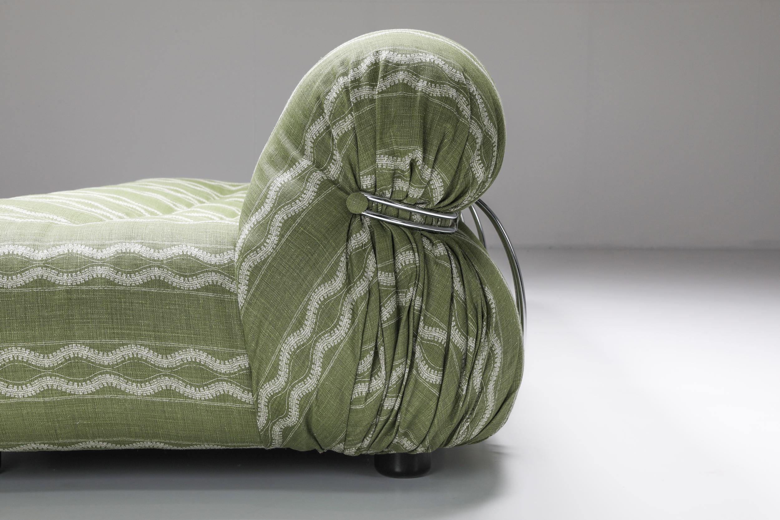 Cassina Soriana Four Seater Sofa by Afra and Tobia Scarpa in green Peter Dunham In Excellent Condition In Antwerp, BE