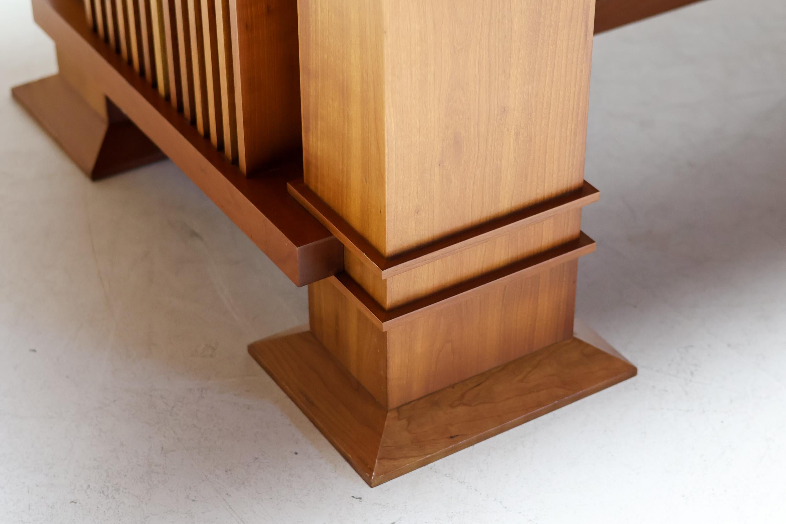 Cassina Taliesin Dining Table with 4 Barrel Chairs by Frank Lloyd Wright For Sale 4